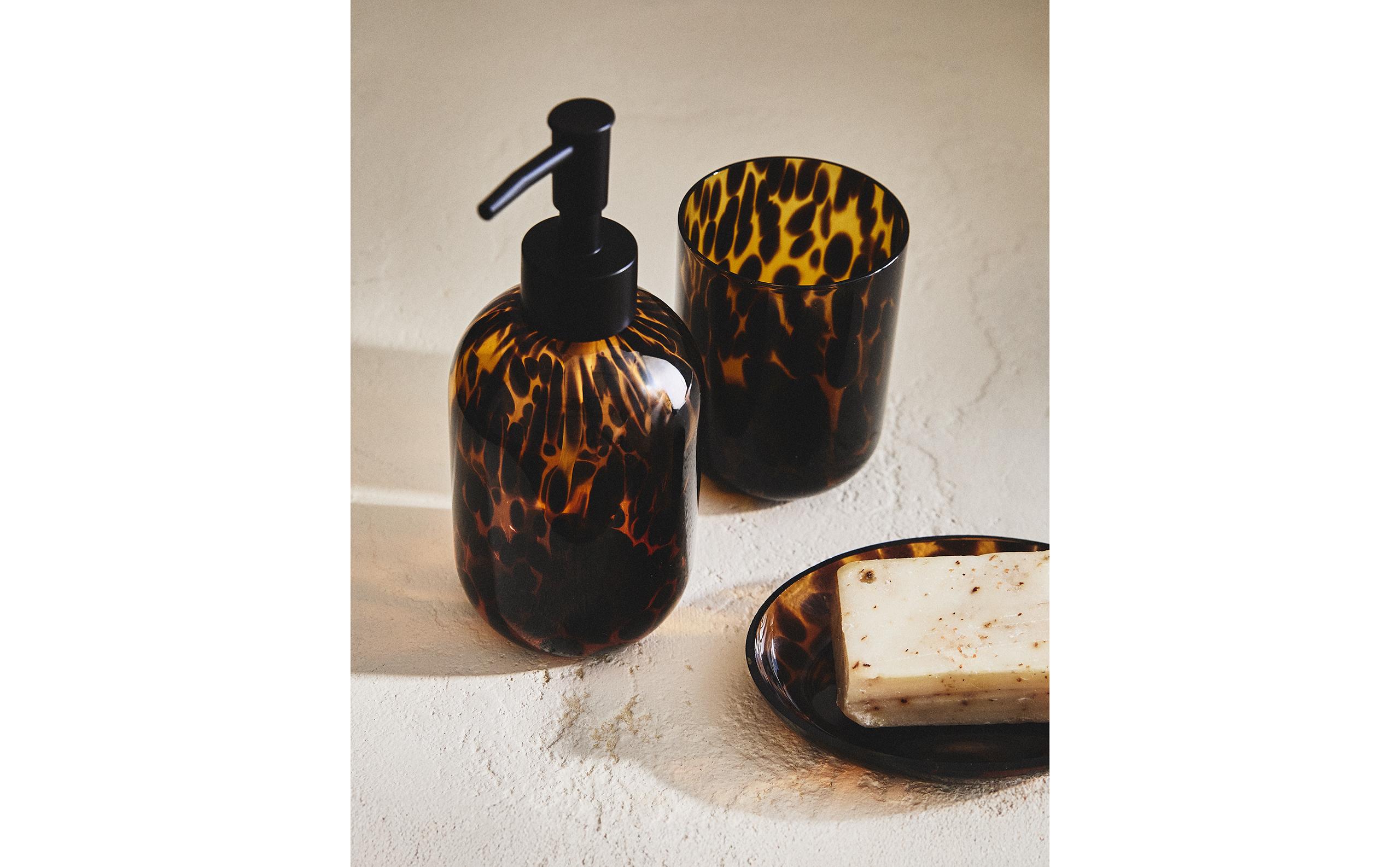 JUEGO BAÑO VIDRIO LEOPARDO