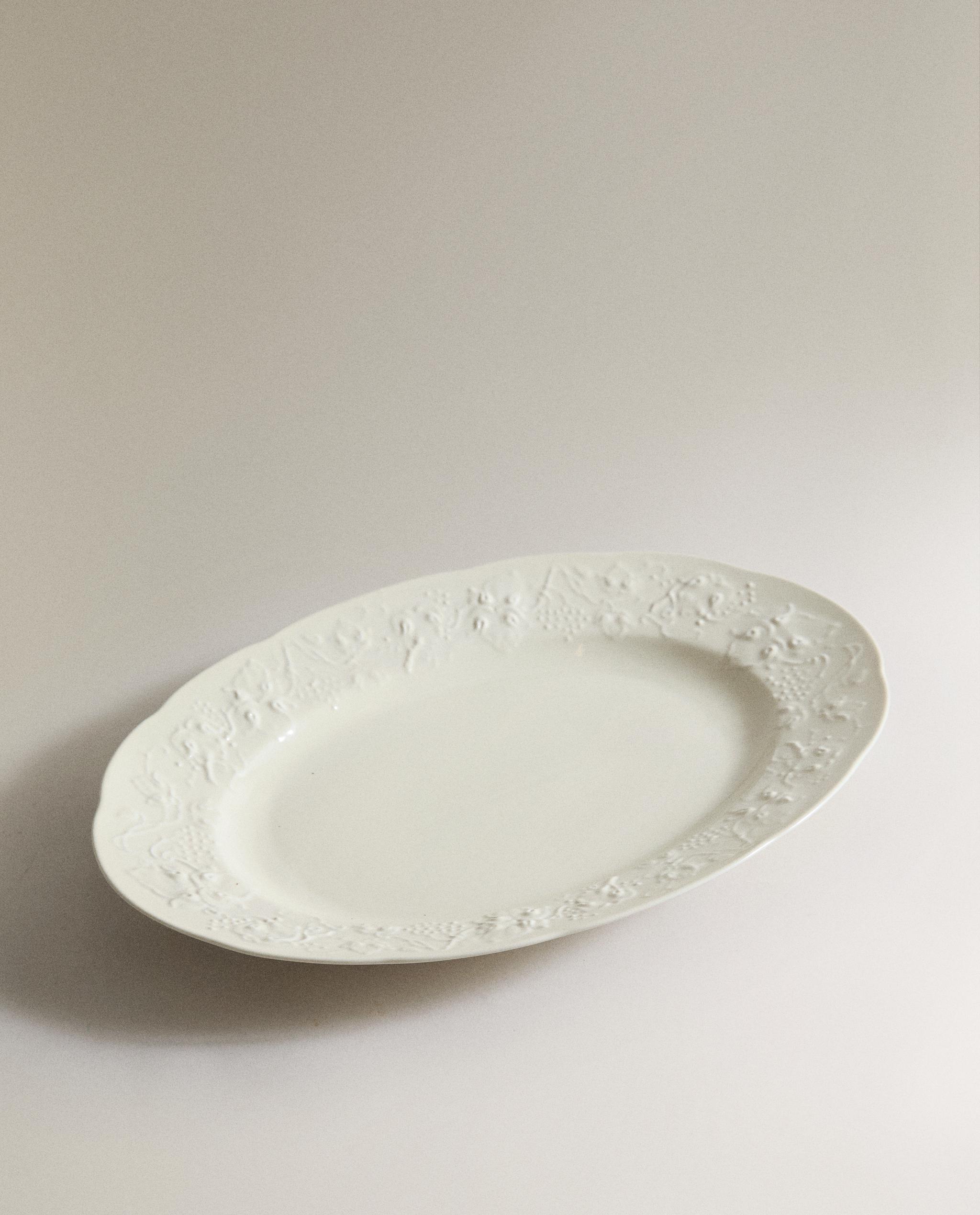GRAPE PORCELAIN SERVING DISH product thumbnail 3