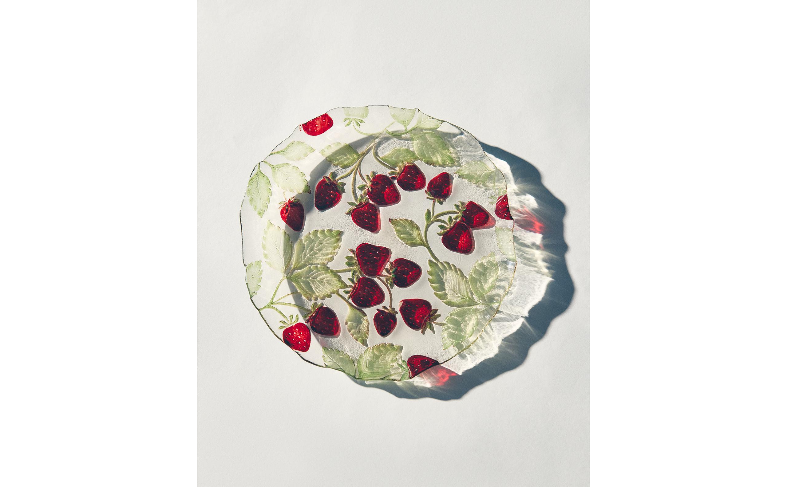STRAWBERRY GLASS DINNER SET product thumbnail 10