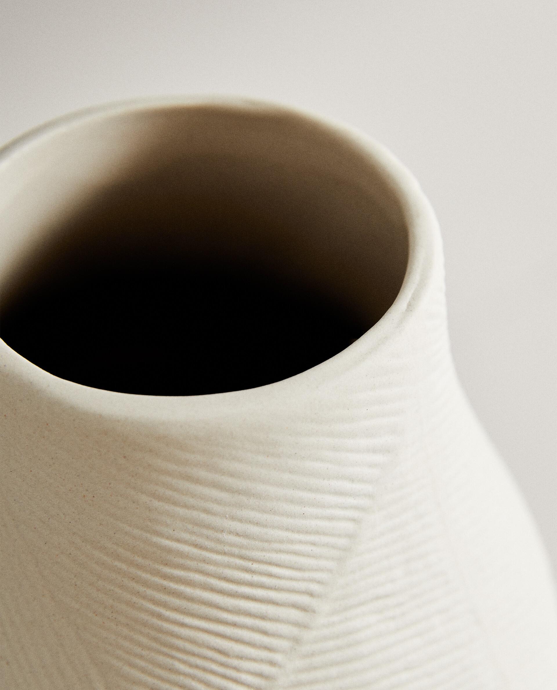 TEXTURED CERAMIC VASE product thumbnail 16