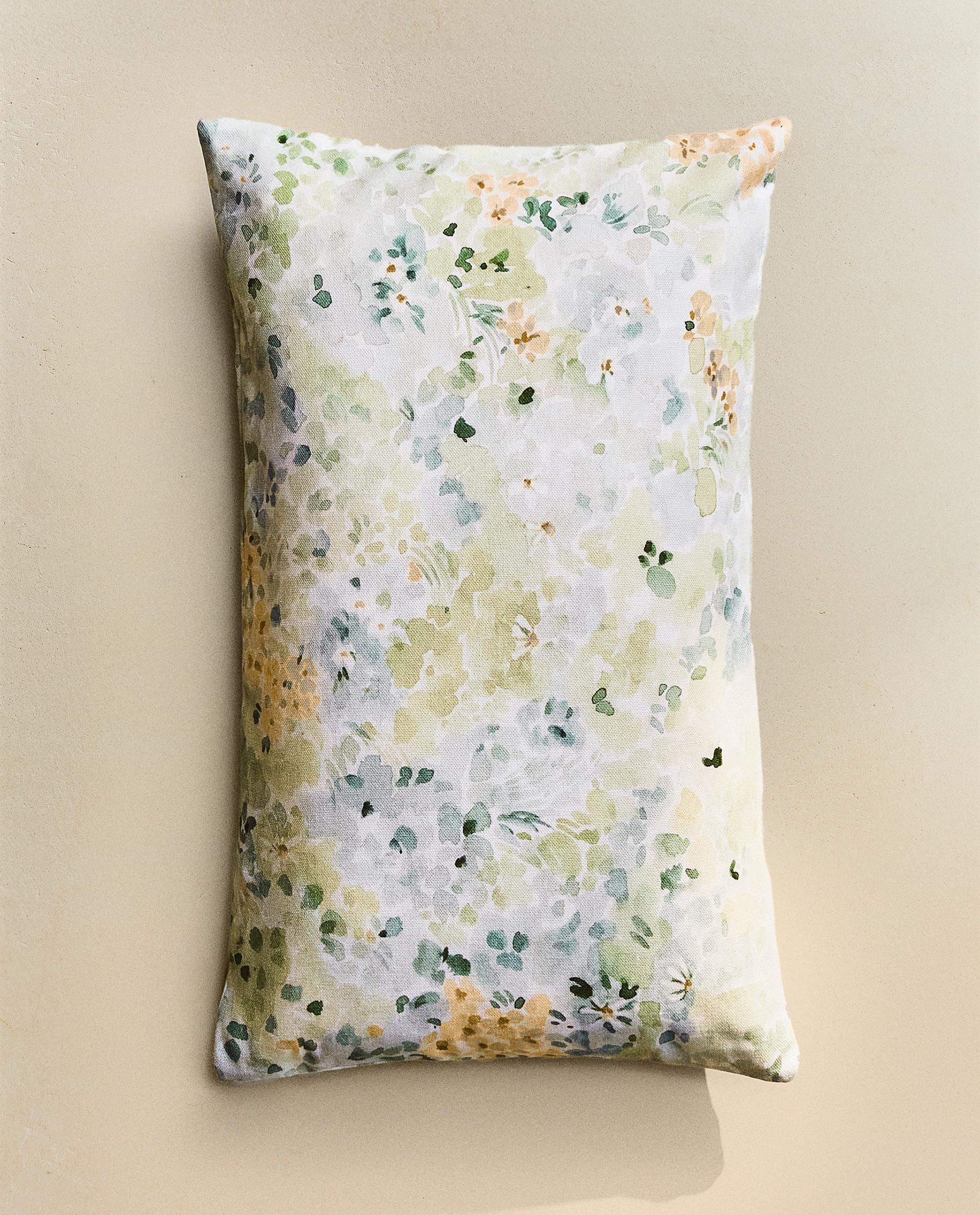WATERCOLOUR FLORAL PRINT CUSHION COVER | Zara Home Portugal