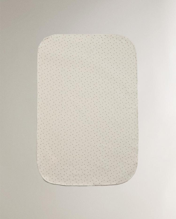 BABYDECKE VELOUR MIT KLEEBALLPRÄGUNG BABYDECKE VELOUR MIT KLEEBALLPRÄGUNG