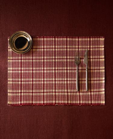 SET OF CHRISTMAS CHECK PLACEMATS (SET OF 2)