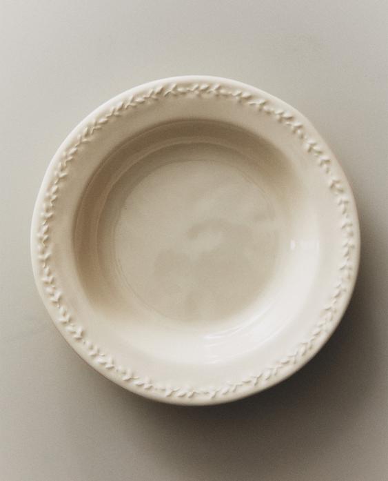 ASSIETTE CREUSE FAÏENCE BORD RELIEF ASSIETTE CREUSE FAÏENCE BORD RELIEF