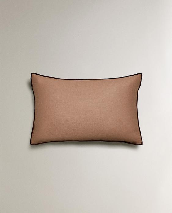 POVLAK NA POLŠTÁŘEK S OVERLOCKEM POVLAK NA POLŠTÁŘEK S OVERLOCKEM