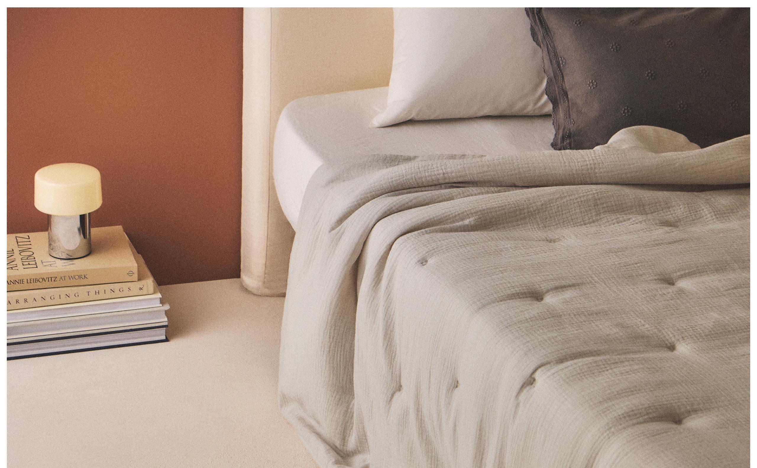 ベッドカバーと掛け布団 | Zara Home 日本/Japan