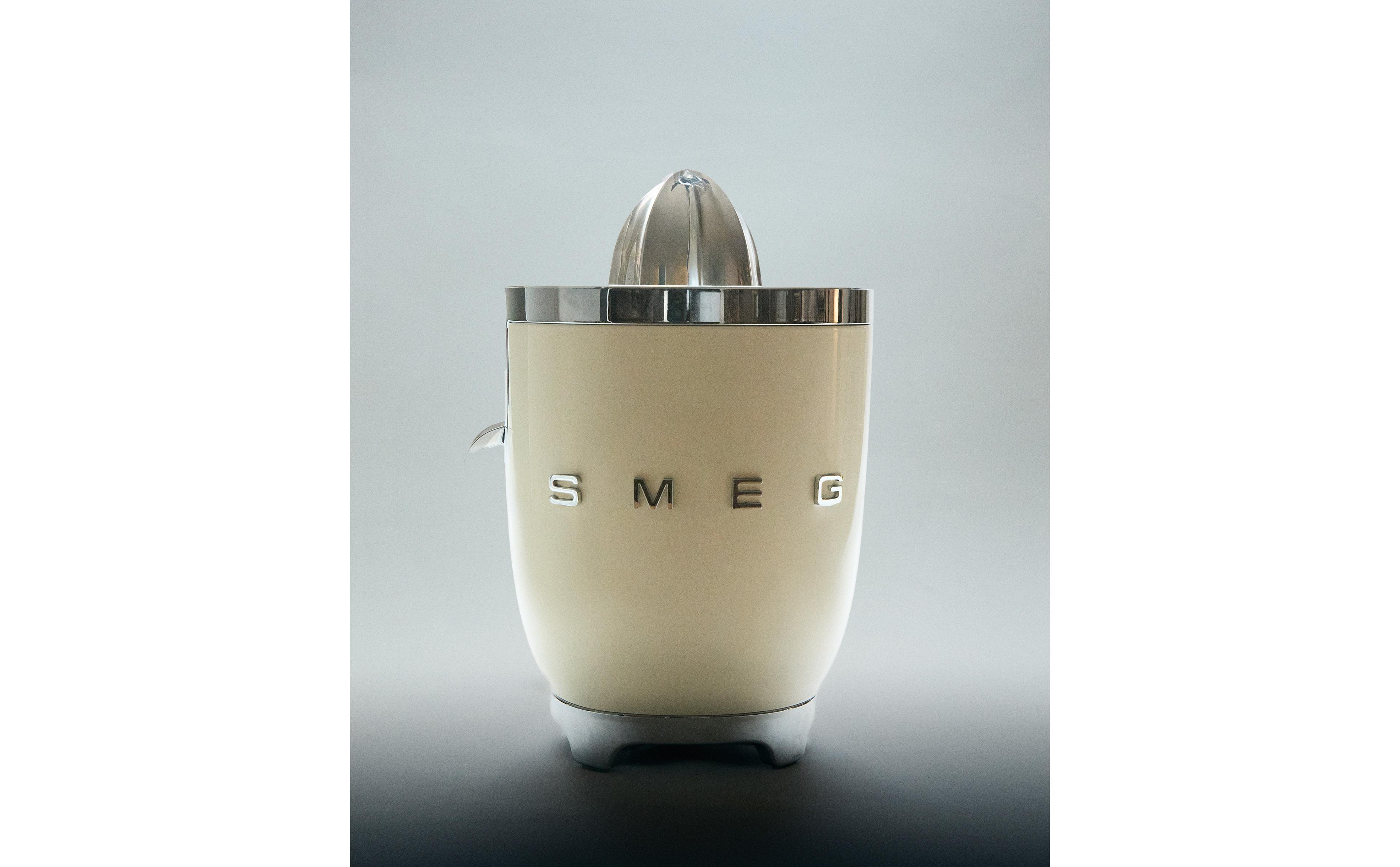 COCINA EXPRIMIDOR SMEG