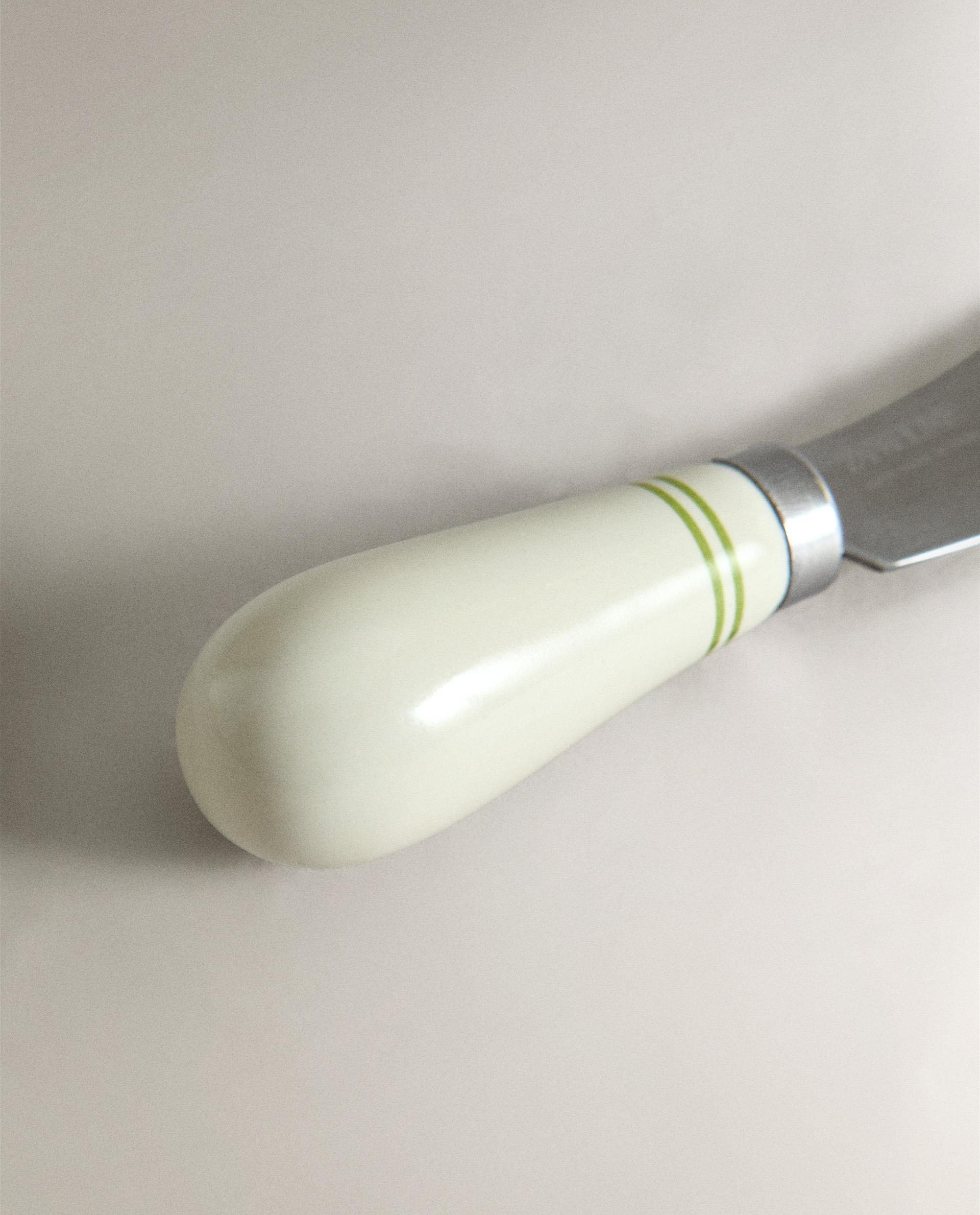 BUTTER KNIFE WITH CERAMIC HANDLE