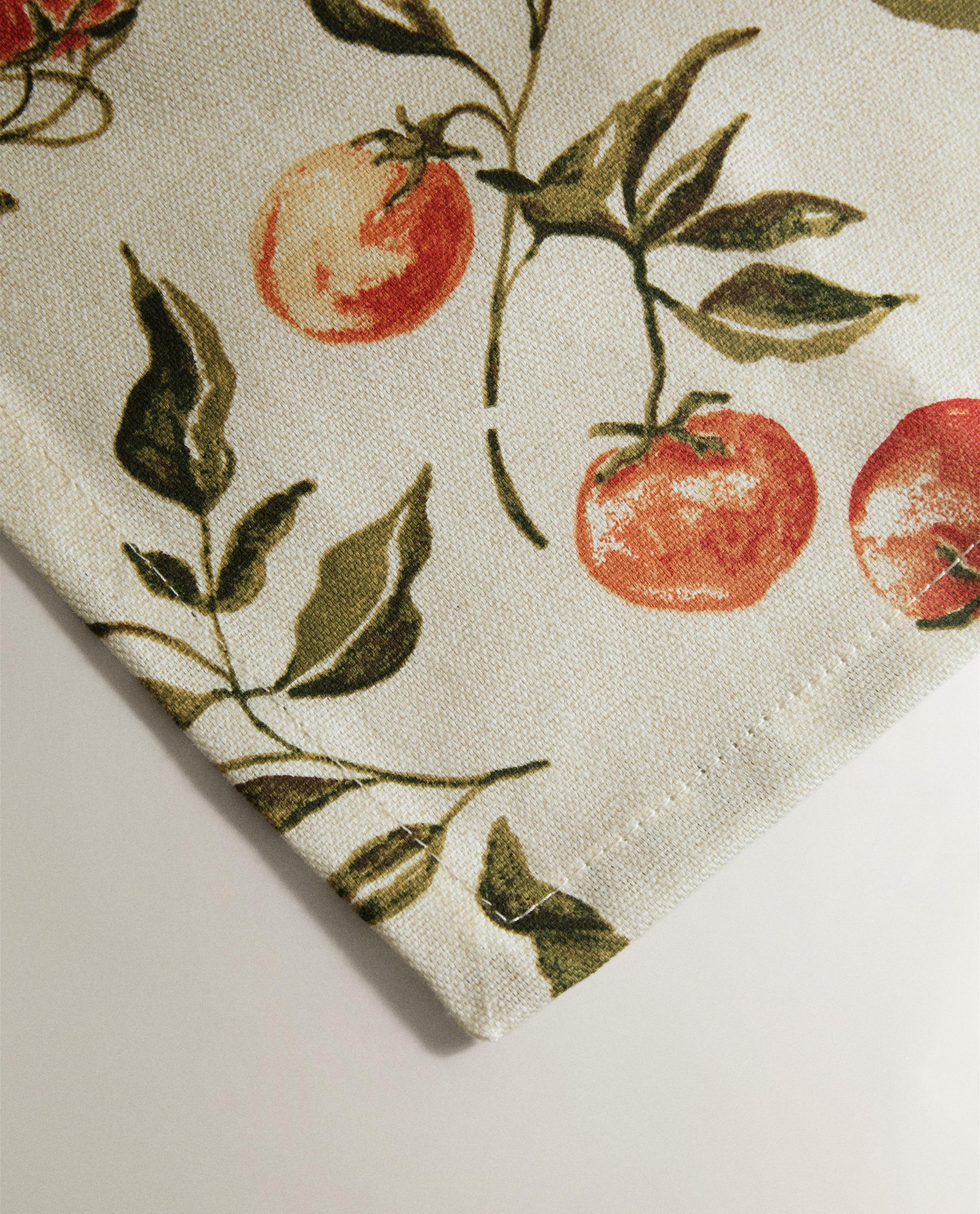 TOMATO-PRINT TABLECLOTH product thumbnail 4