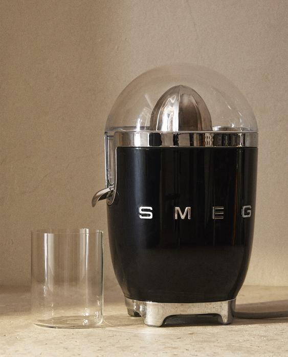 COCINA EXPRIMIDOR SMEG