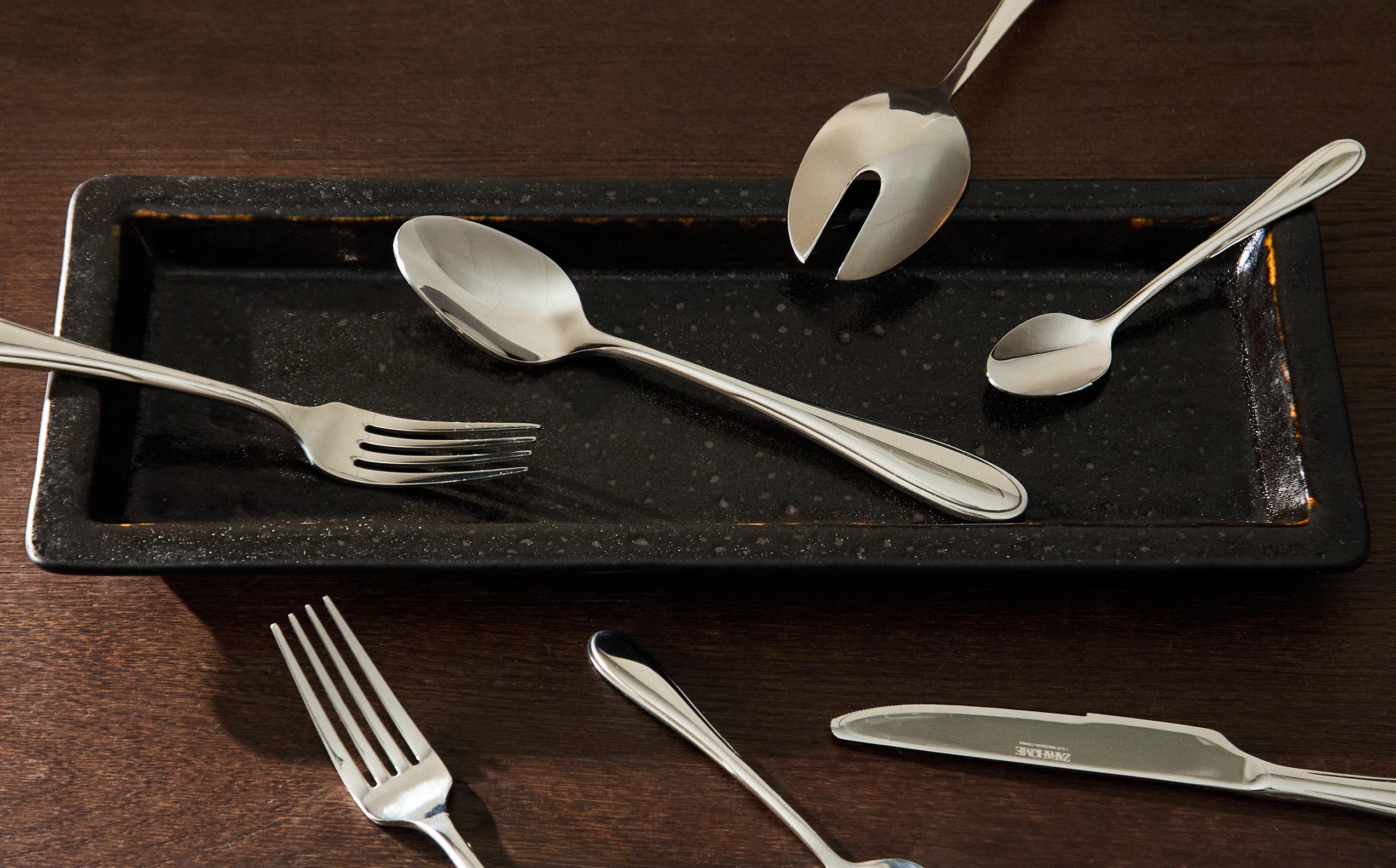 CLASSIC CUTLERY SET