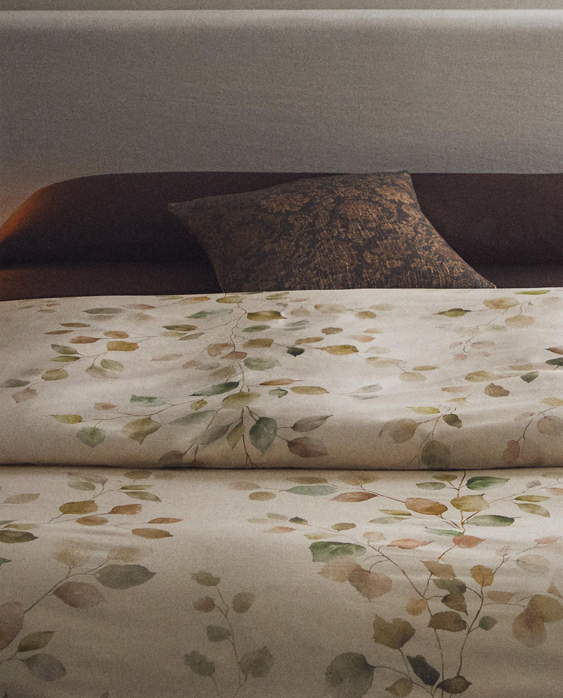 リーフプリント サテンデュべカバー | Zara Home 日本/Japan