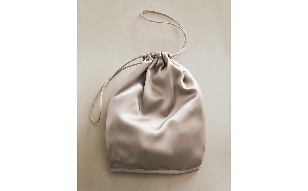 VELKÁ HEDVÁBNÁ TAŠKA