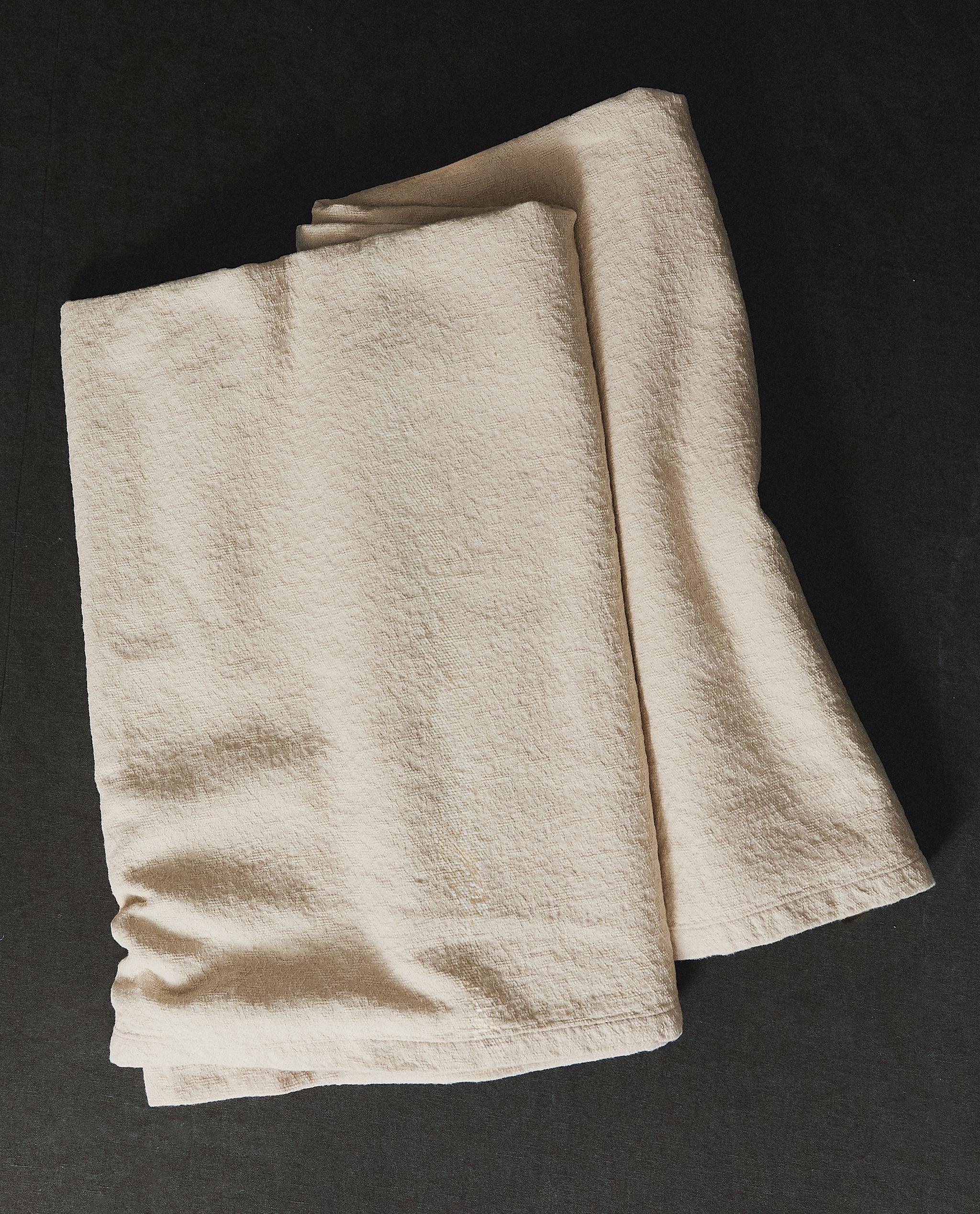 JACQUARD COTTON BEDSPREAD product thumbnail 13