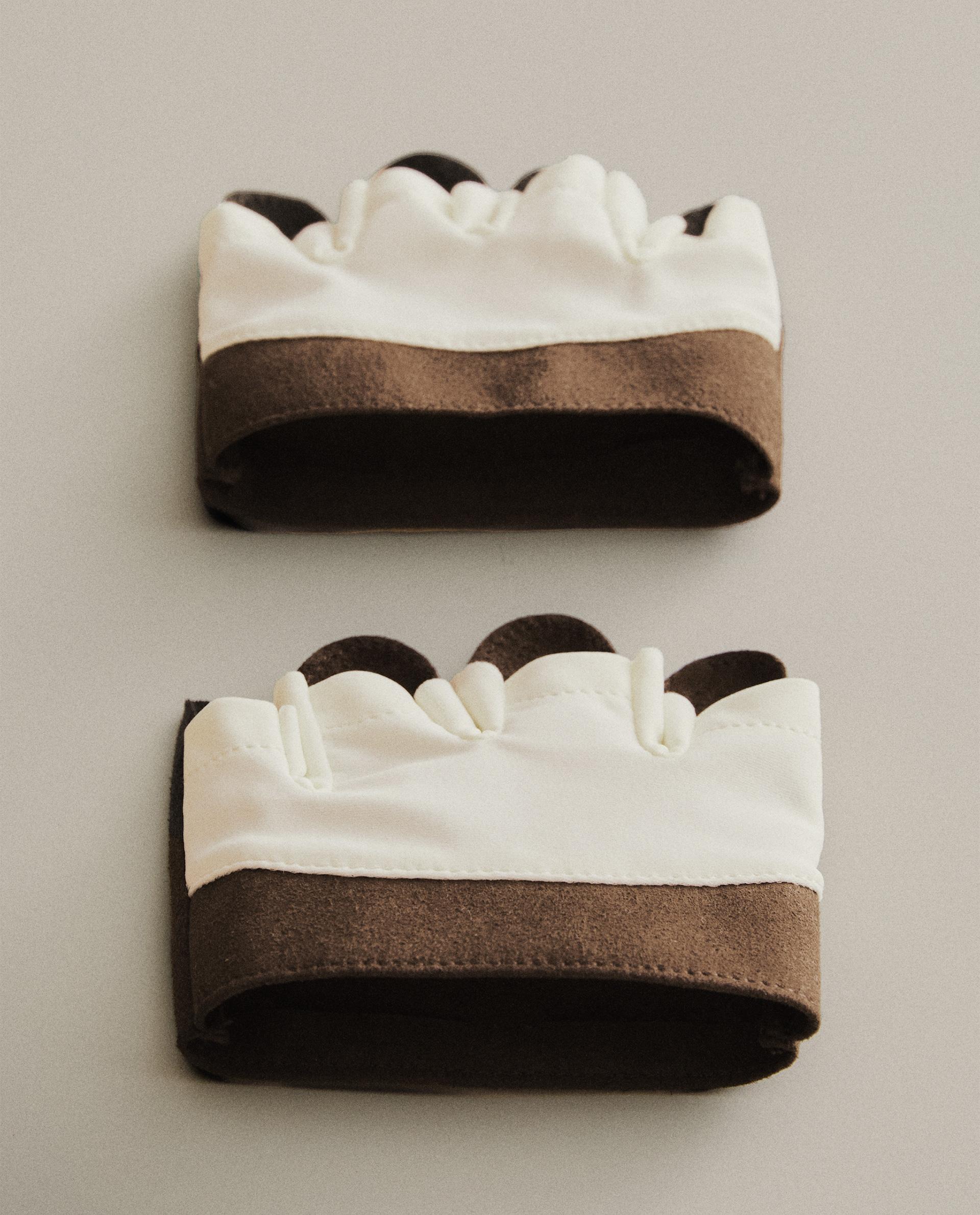 PACK OF GYM GLOVES (PACK OF 2) product thumbnail 8