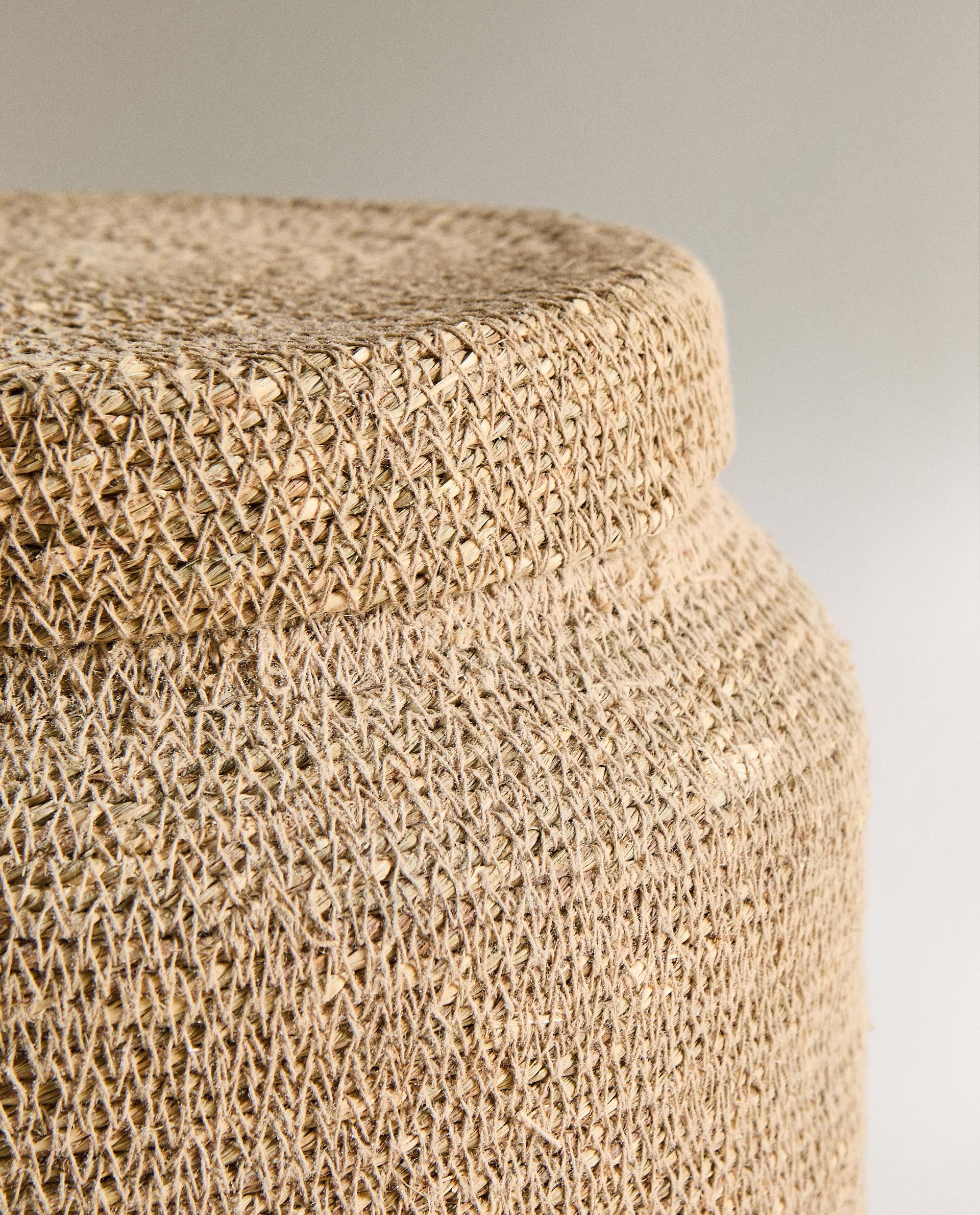 SEAGRASS BASKET WITH LID product thumbnail 4