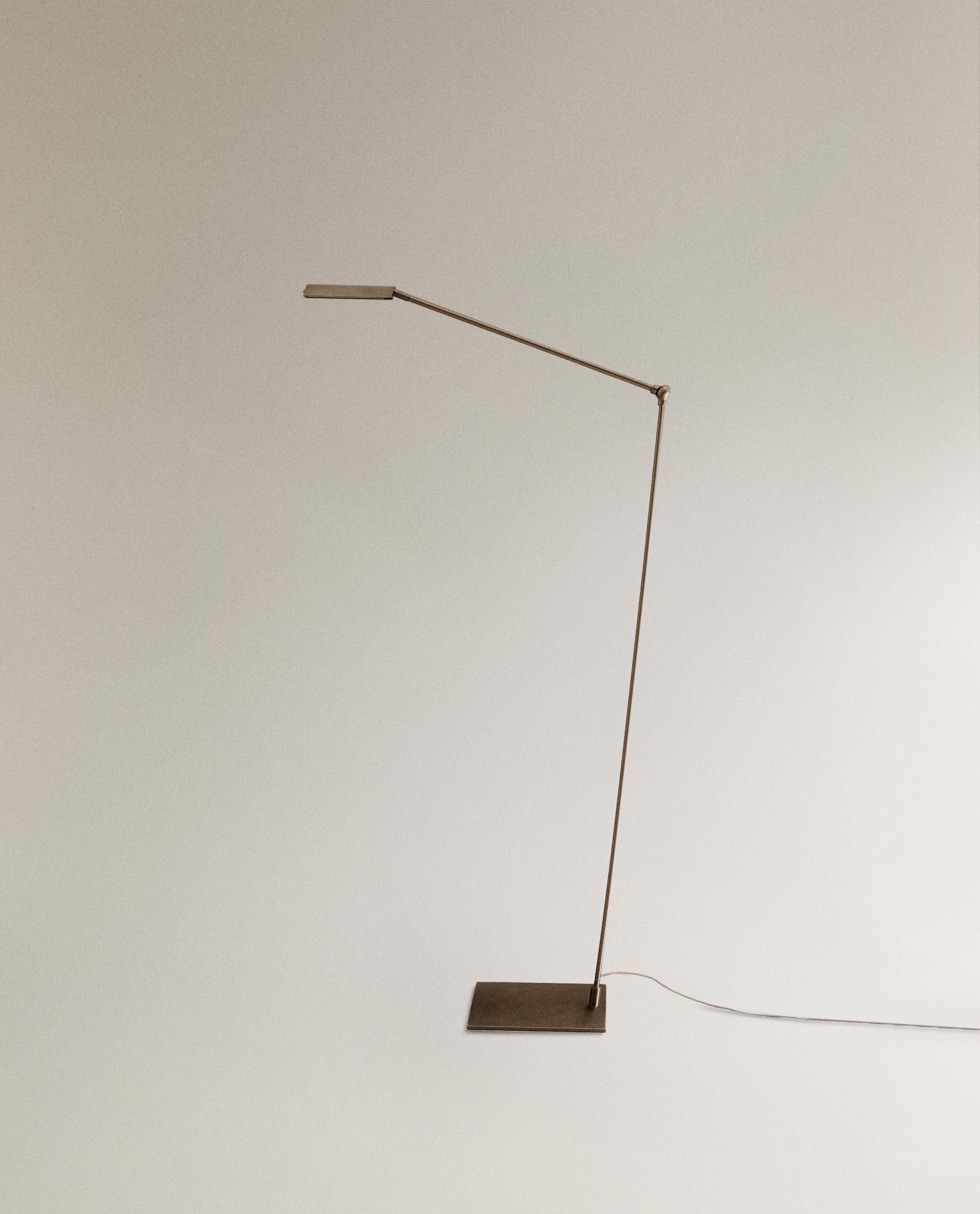 LED METAL STEM DESK LAMP | Zara Home United States of America