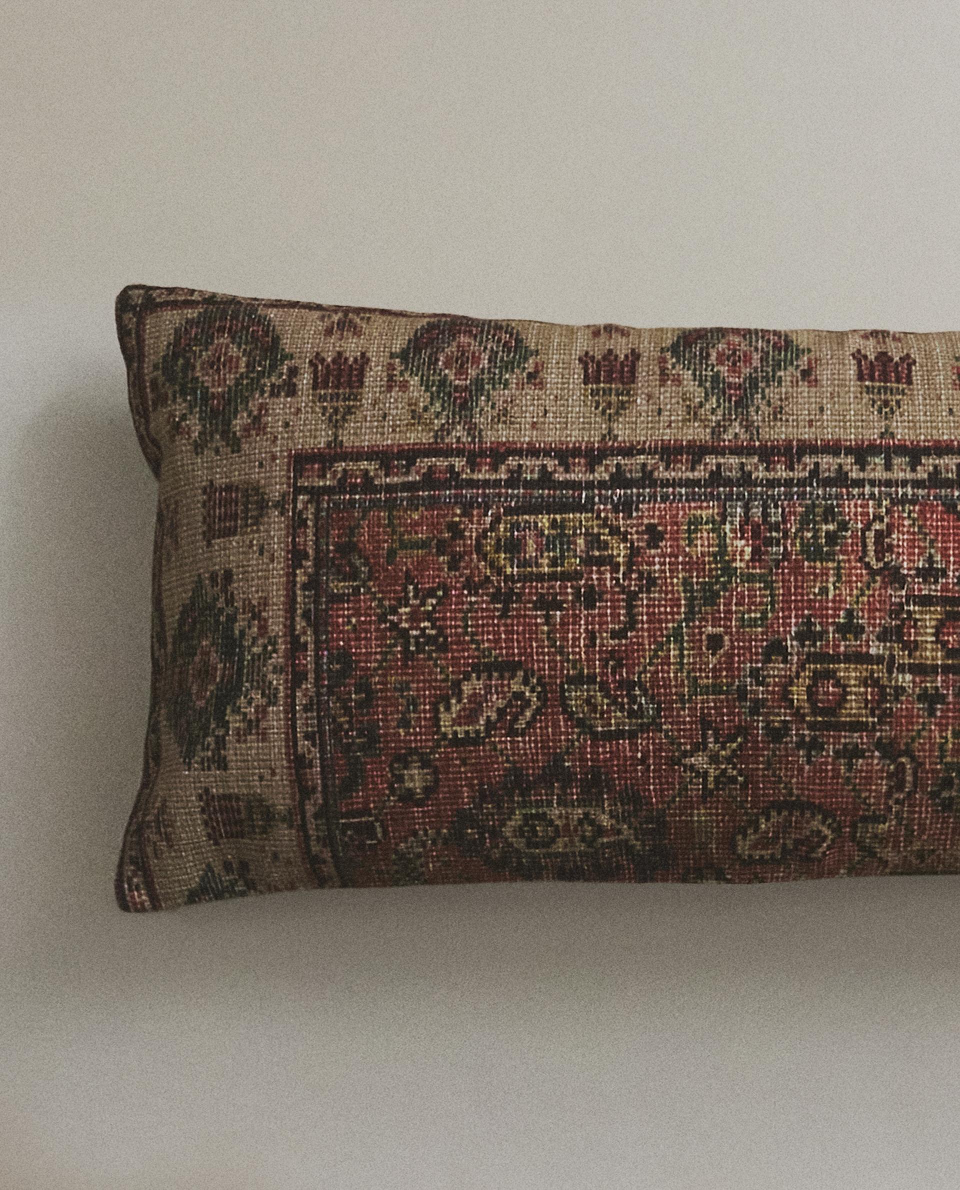RUSTIC LONG CUSHION