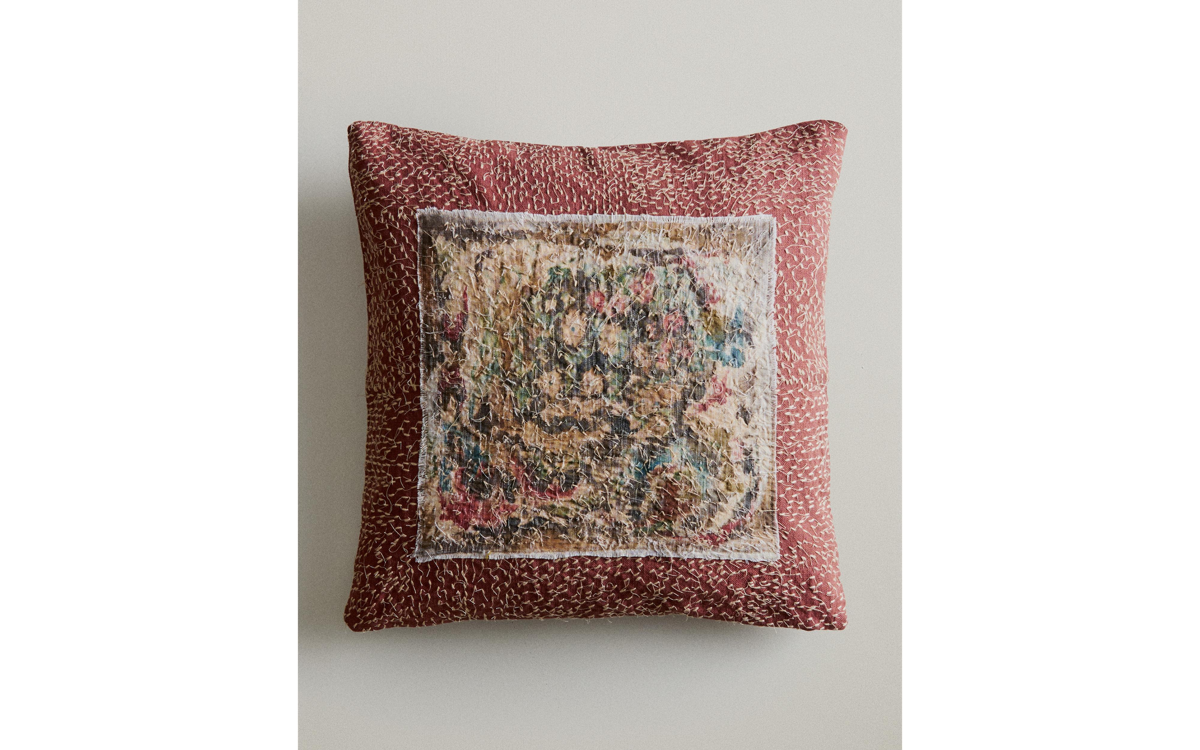 CUSHION COVER WITH APPLIQUÉ AND STITCHING product thumbnail 2