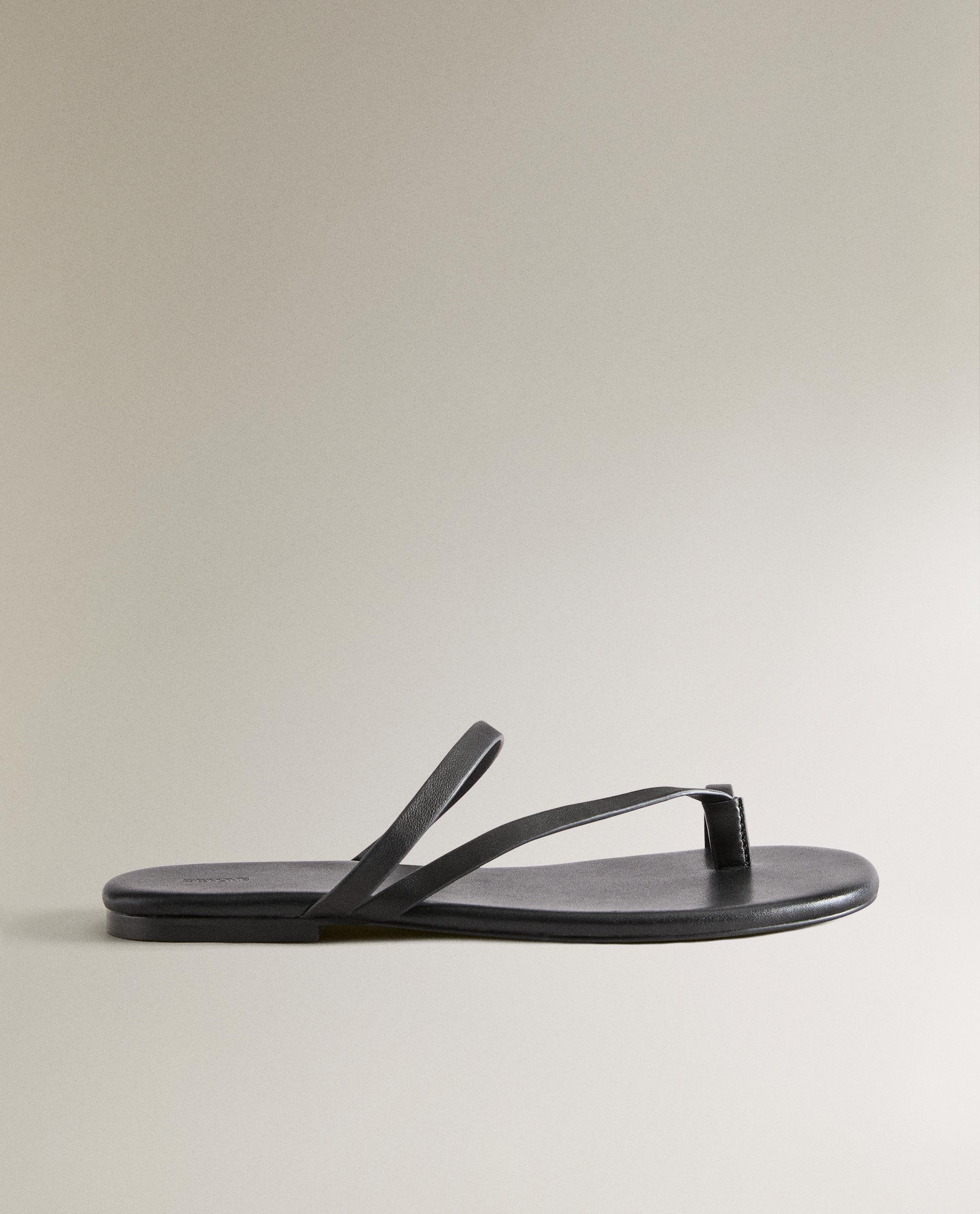 ZARA フラットレザースリッパサンダル Women's Flat Sandals | ZARA United States