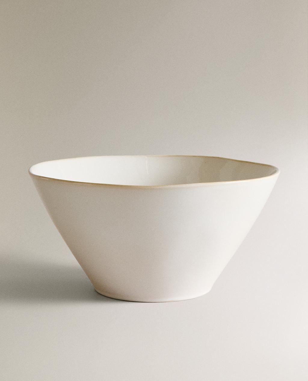 STONEWARE SALAD BOWL WITH CONTRAST RIM