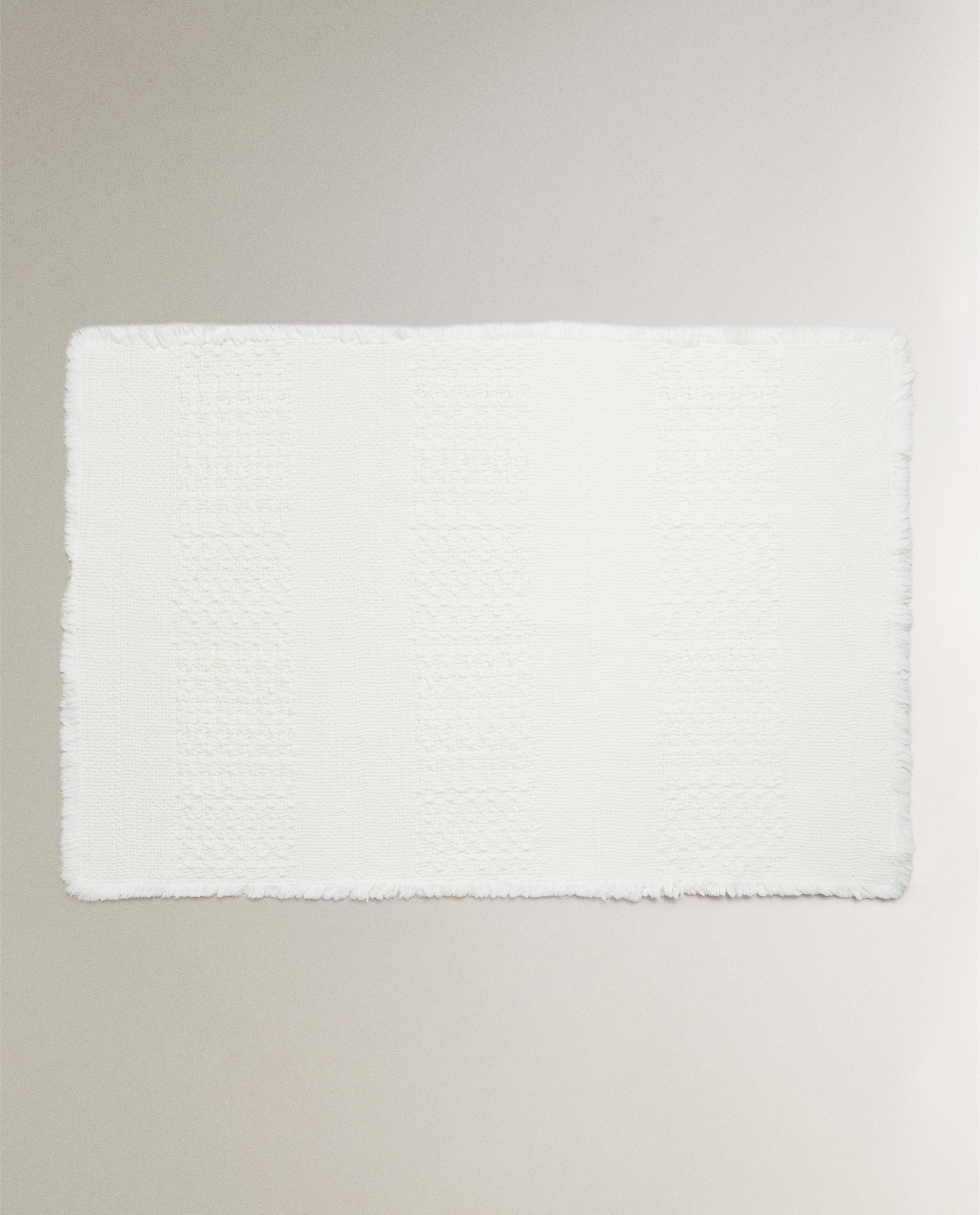 BATH MAT WITH FRAYED EDGES product thumbnail 16