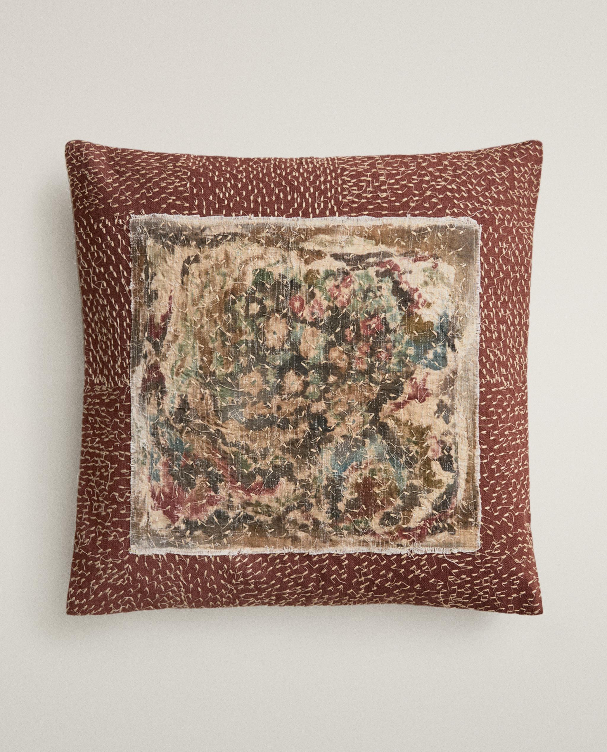CUSHION COVER WITH APPLIQUÉ AND STITCHING product thumbnail 7