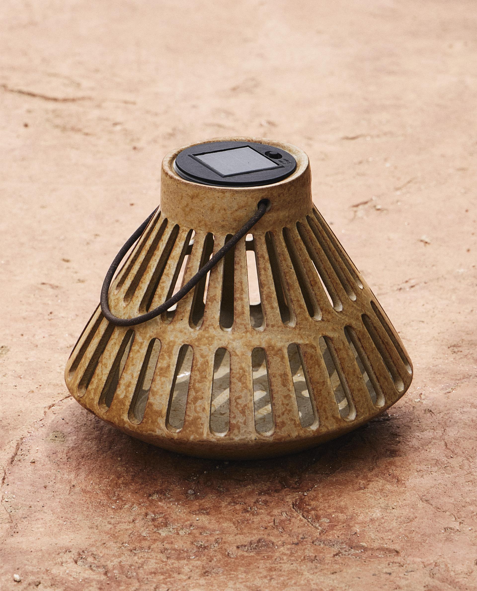 CERAMIC SOLAR LANTERN