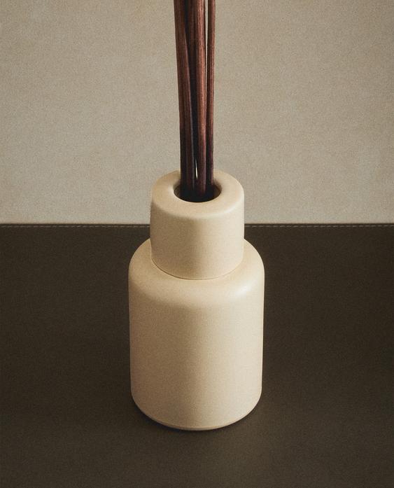 (190 ML) DIFUSOR DE AMBIENTE COM VARETAS LUMINOUS CAMELLIA (190 ML) DIFUSOR DE AMBIENTE COM VARETAS LUMINOUS CAMELLIA