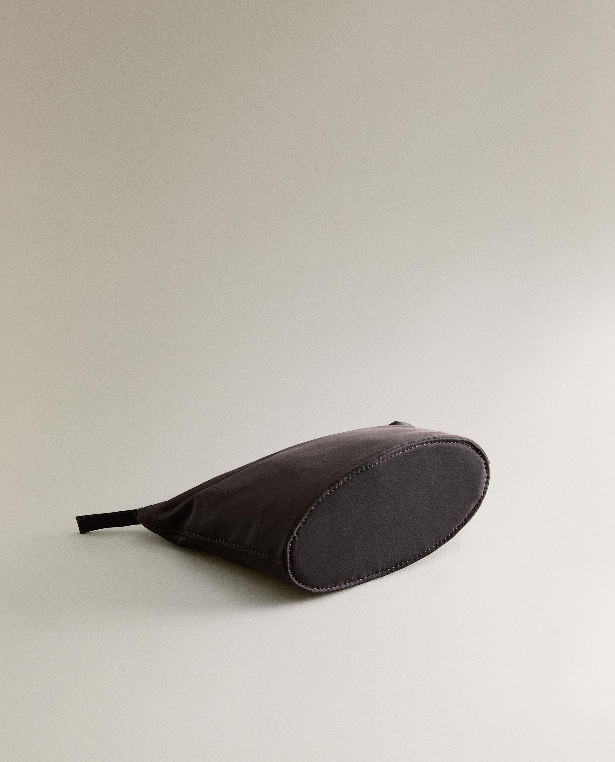 SATEEN WASH BAG product thumbnail 5