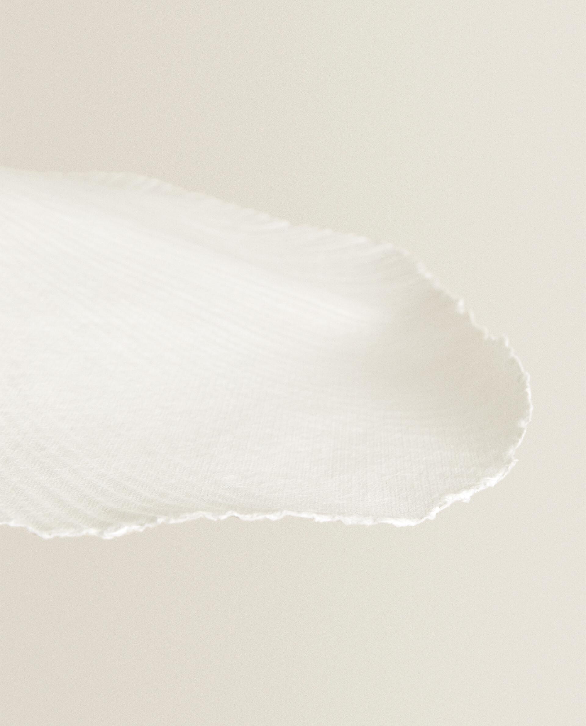 MEDIUM FLOWER CEILING LAMP product thumbnail 17