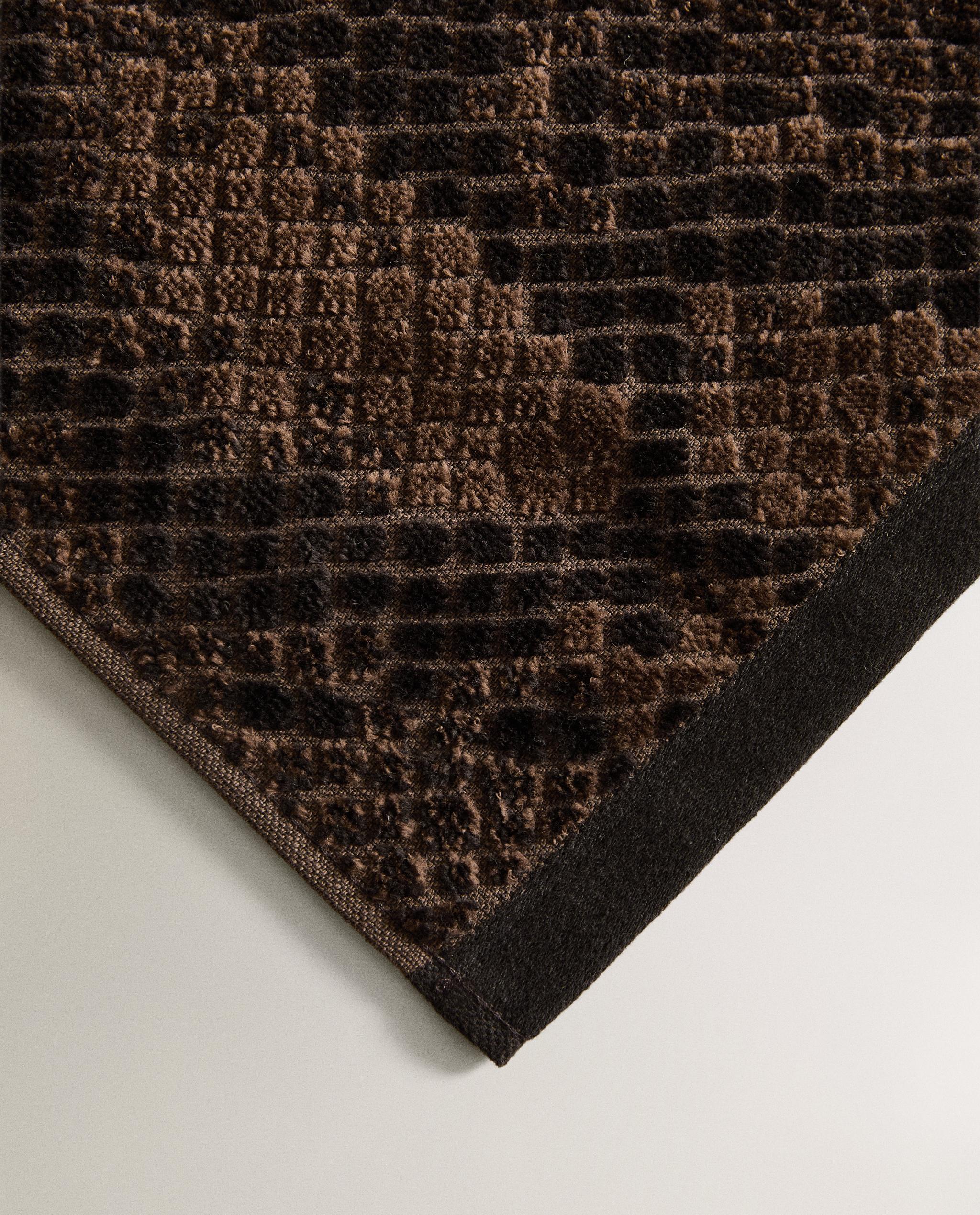 ANIMAL PRINT VELOUR BATH TOWEL product thumbnail 4