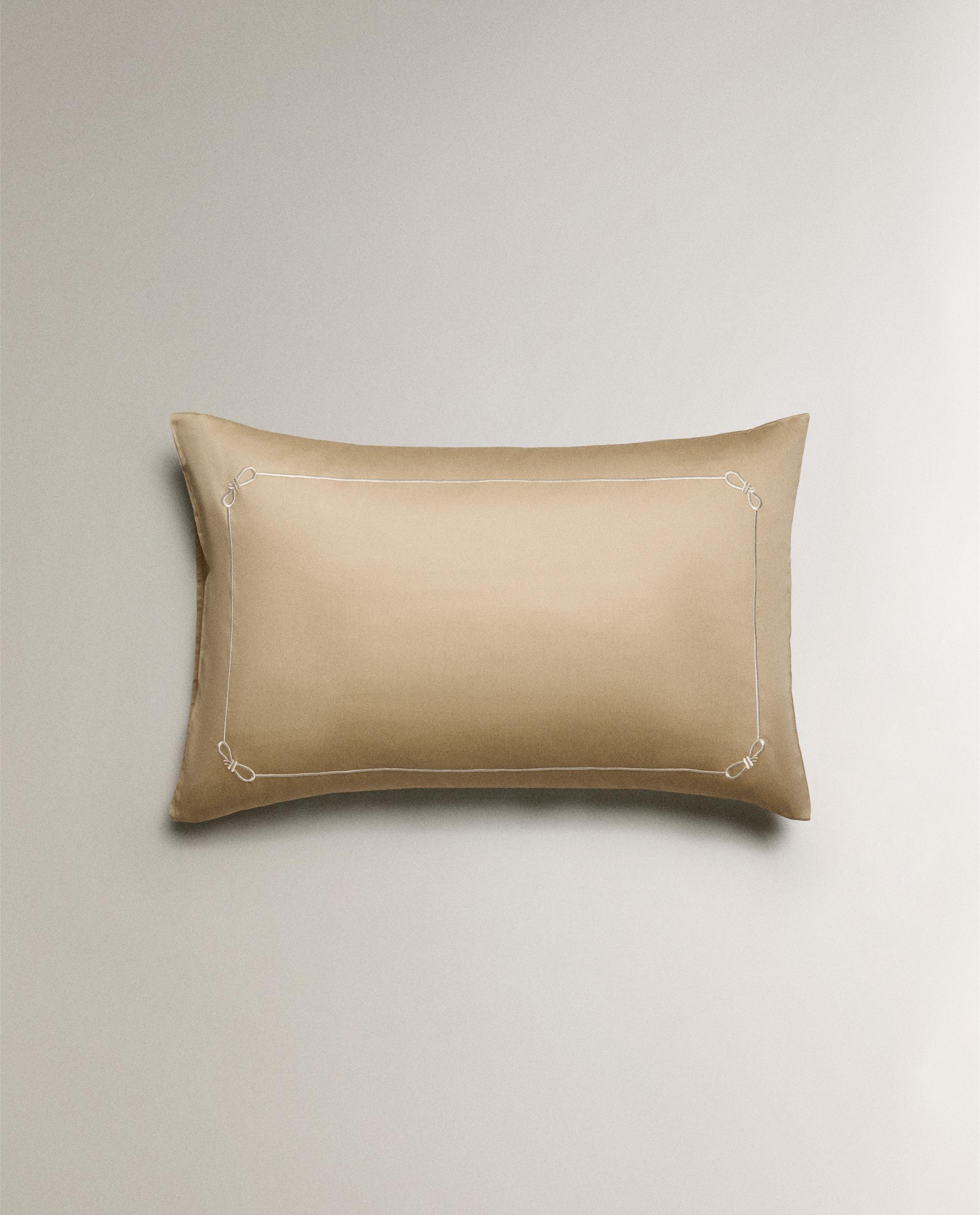 SATEEN PILLOWCASE WITH TRIM product thumbnail 4