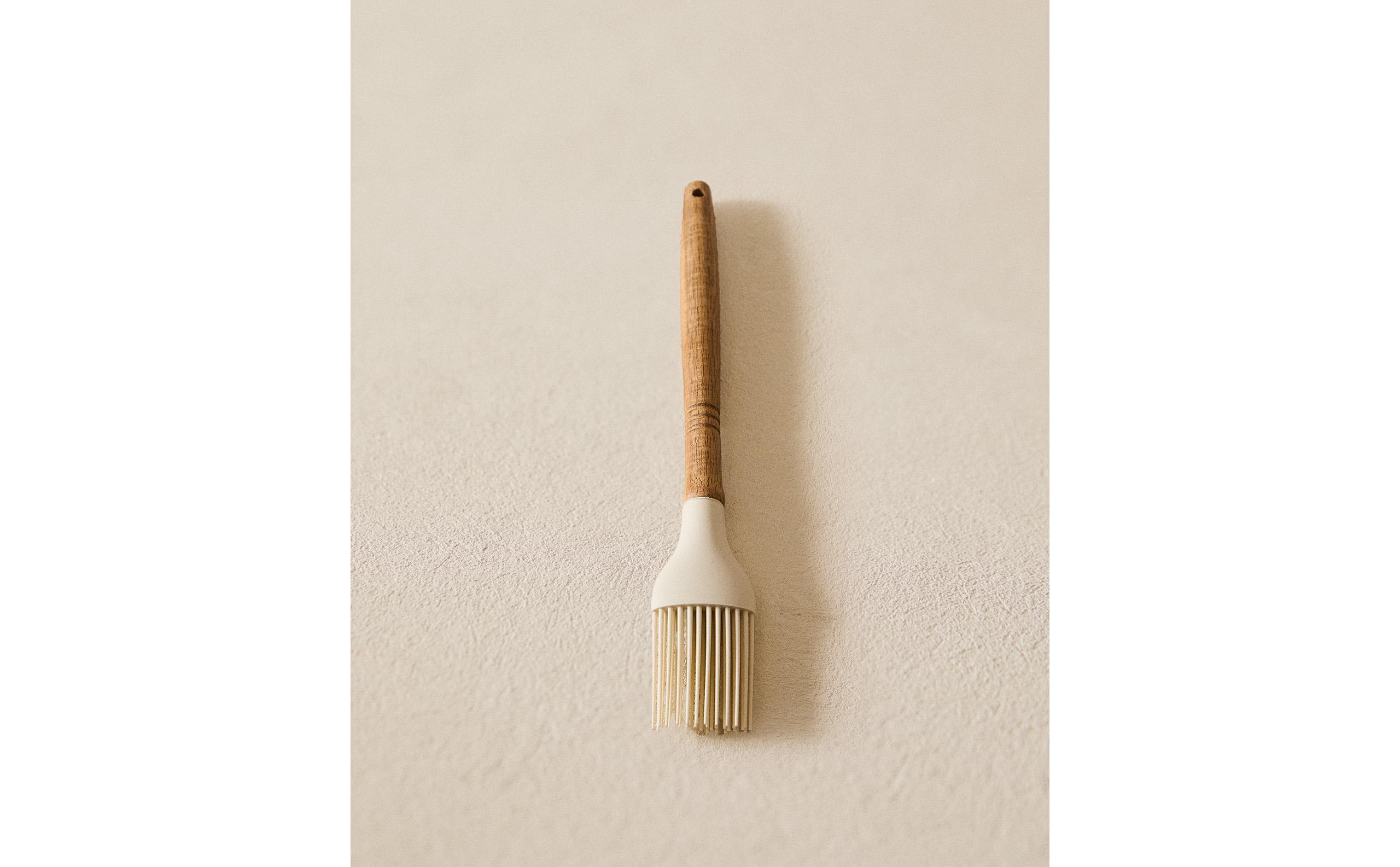 SILICONE AND WOOD BRUSH | Zara Home United States of America
