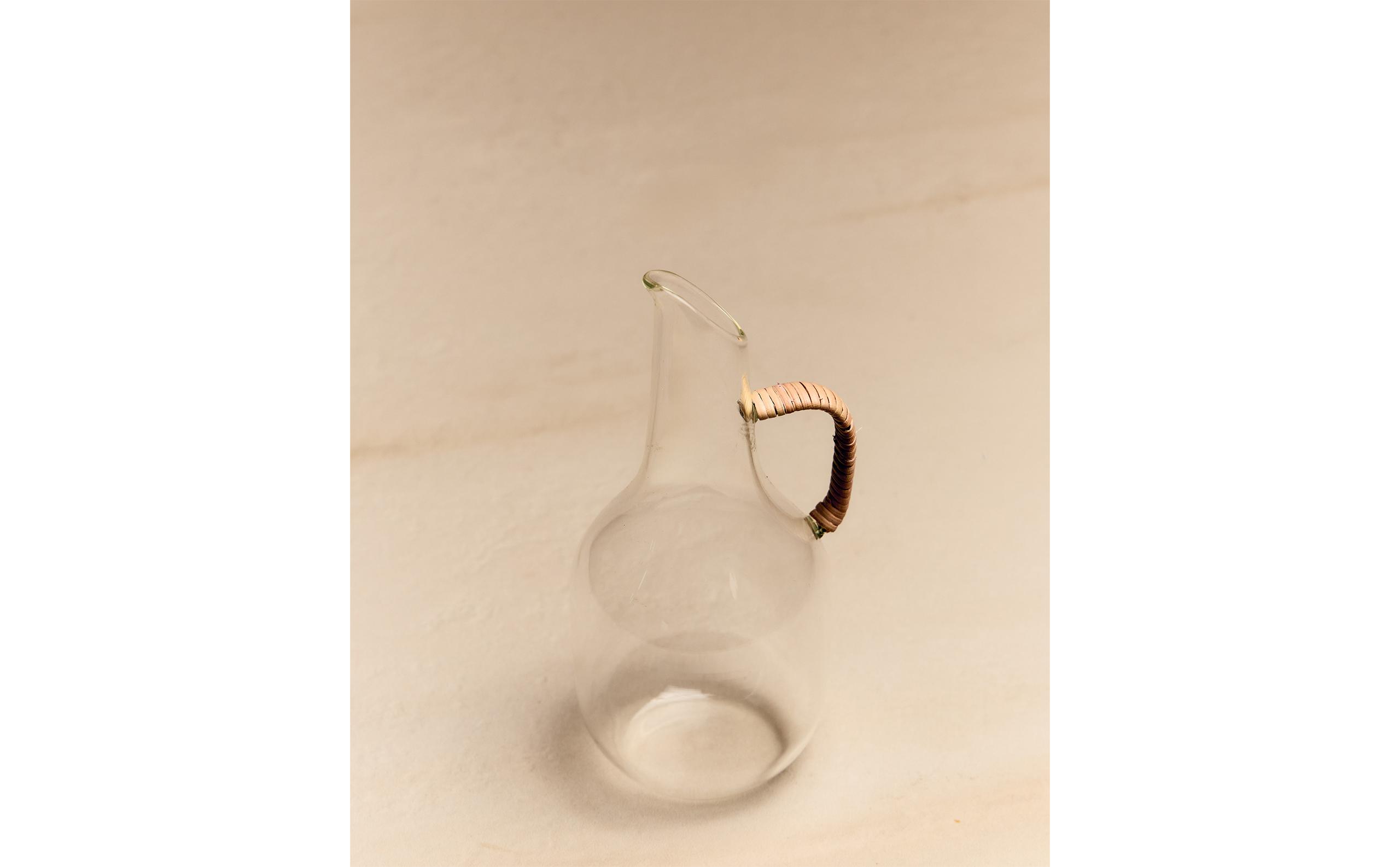 BOROSILICATE JUG