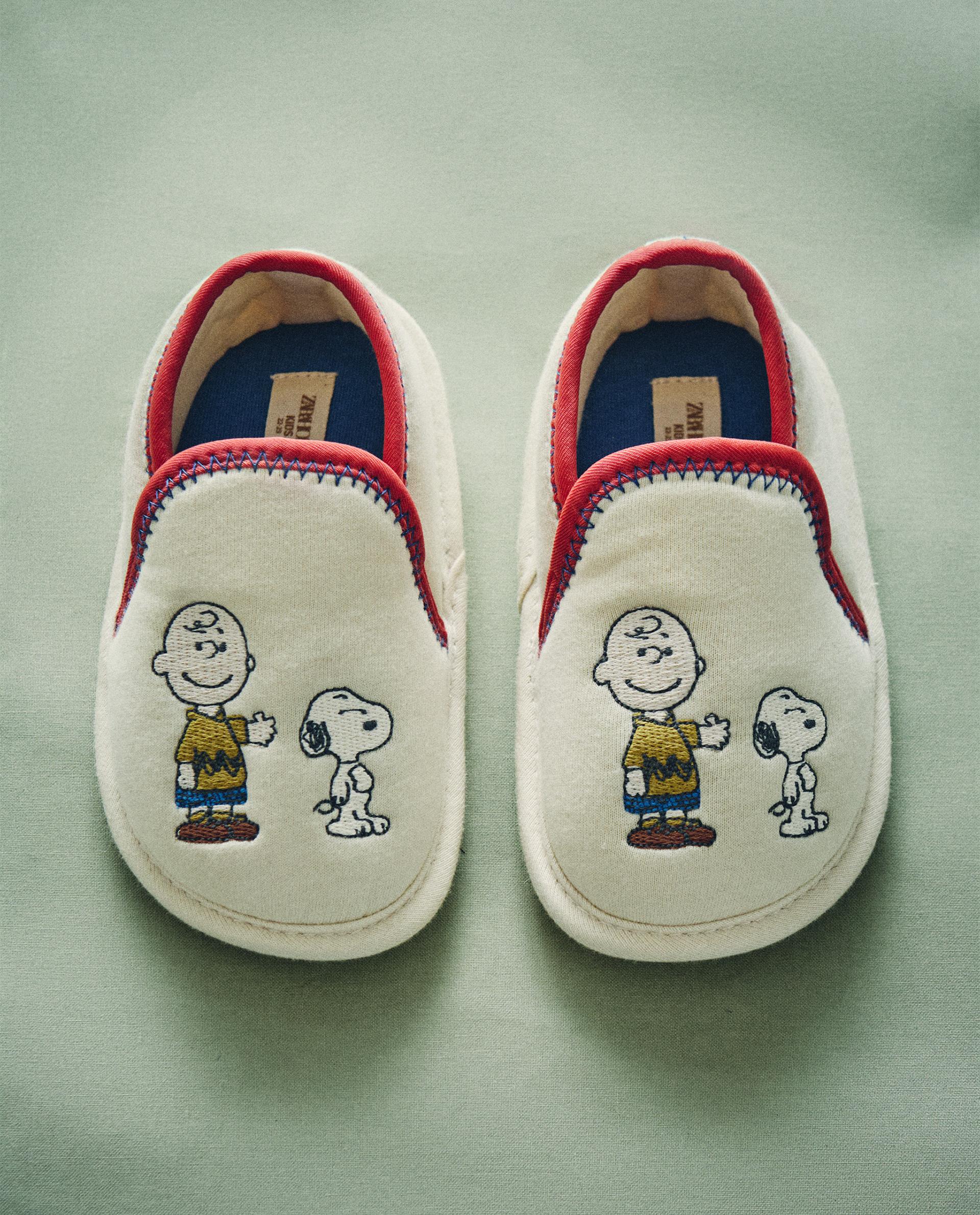 Snoopy Slippers Te Koop PEANUTS™ SLIPPERS KIDS Zara Home