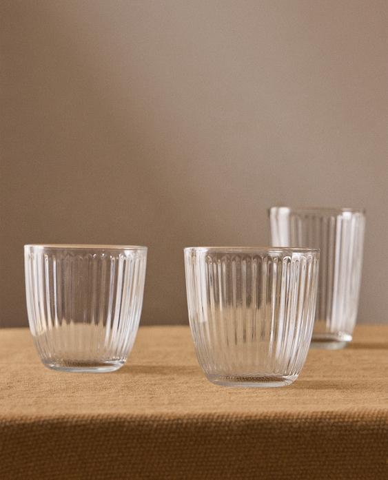 طقم أواني زجاجية بخطوط