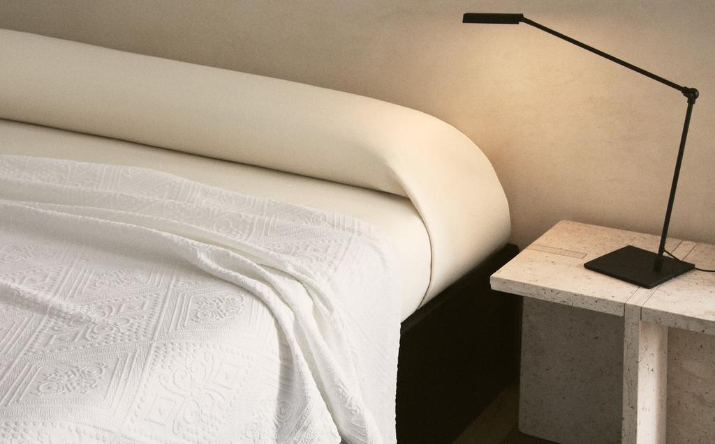 COTTON BEDSPREAD WITH GEOMETRIC DESIGN