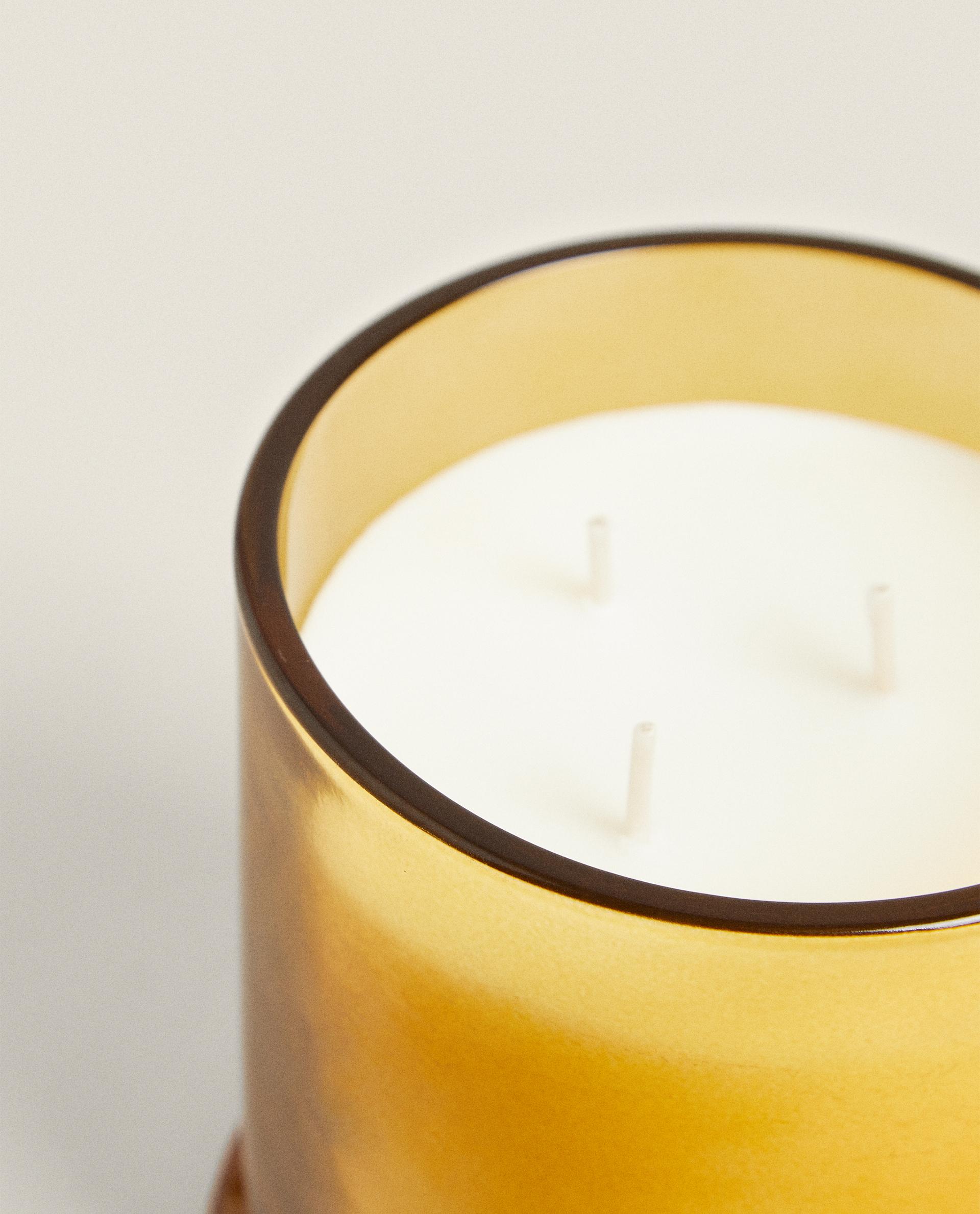 (500 G) WHITE LOTUS SCENTED CANDLE product thumbnail 2