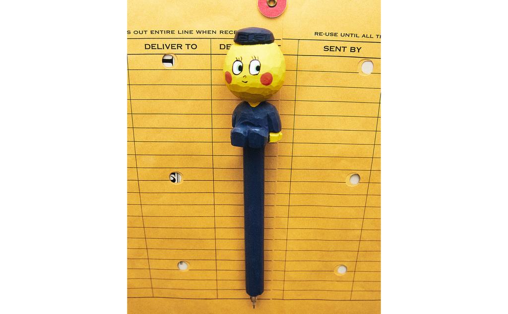 LIMONCELLA X THE ANIMALS OBSERVATORY WOODEN PEN