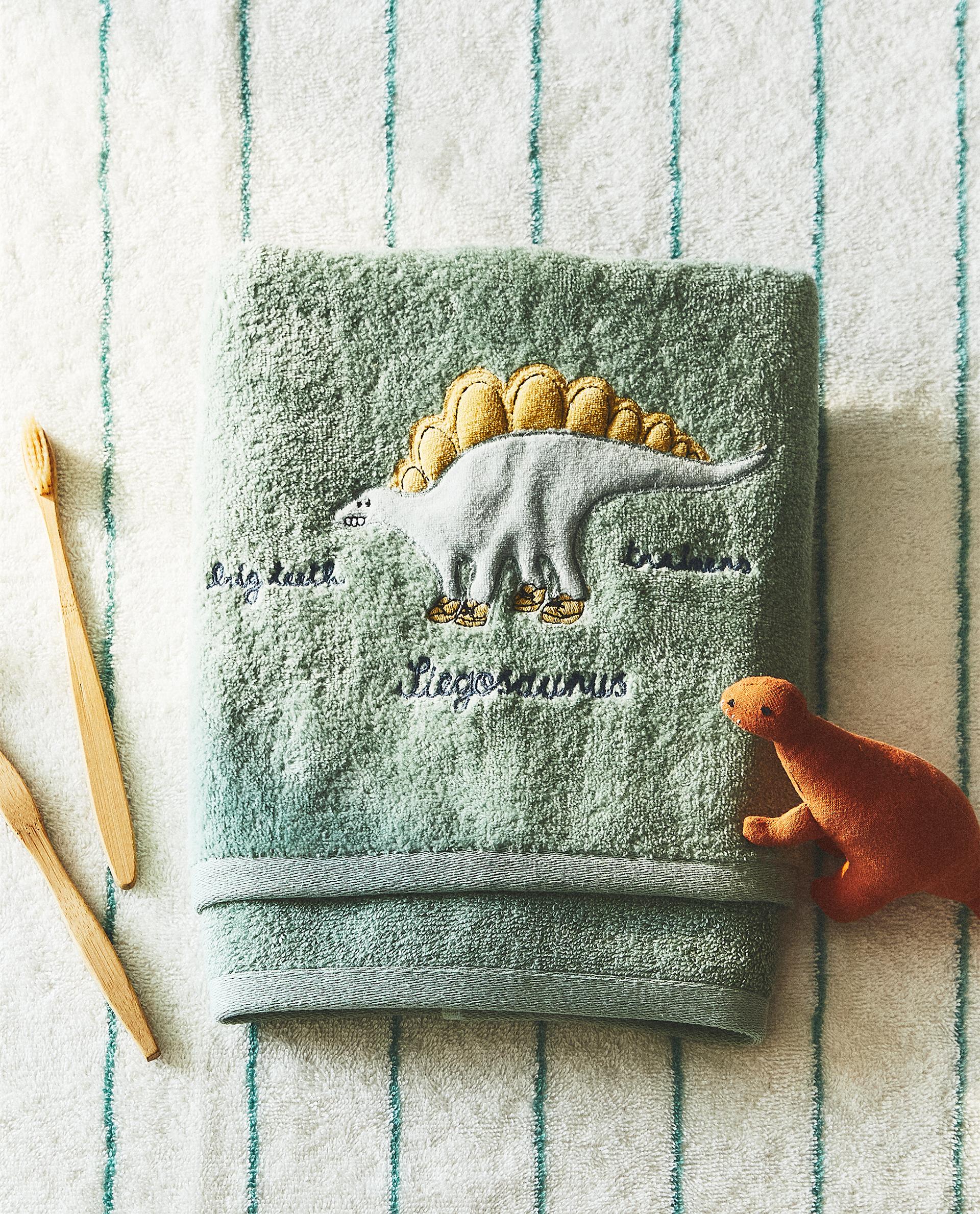 CHILDREN’S VELOUR DINOSAUR BATH TOWEL