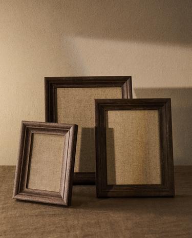 GRAY WOODEN PHOTO FRAME