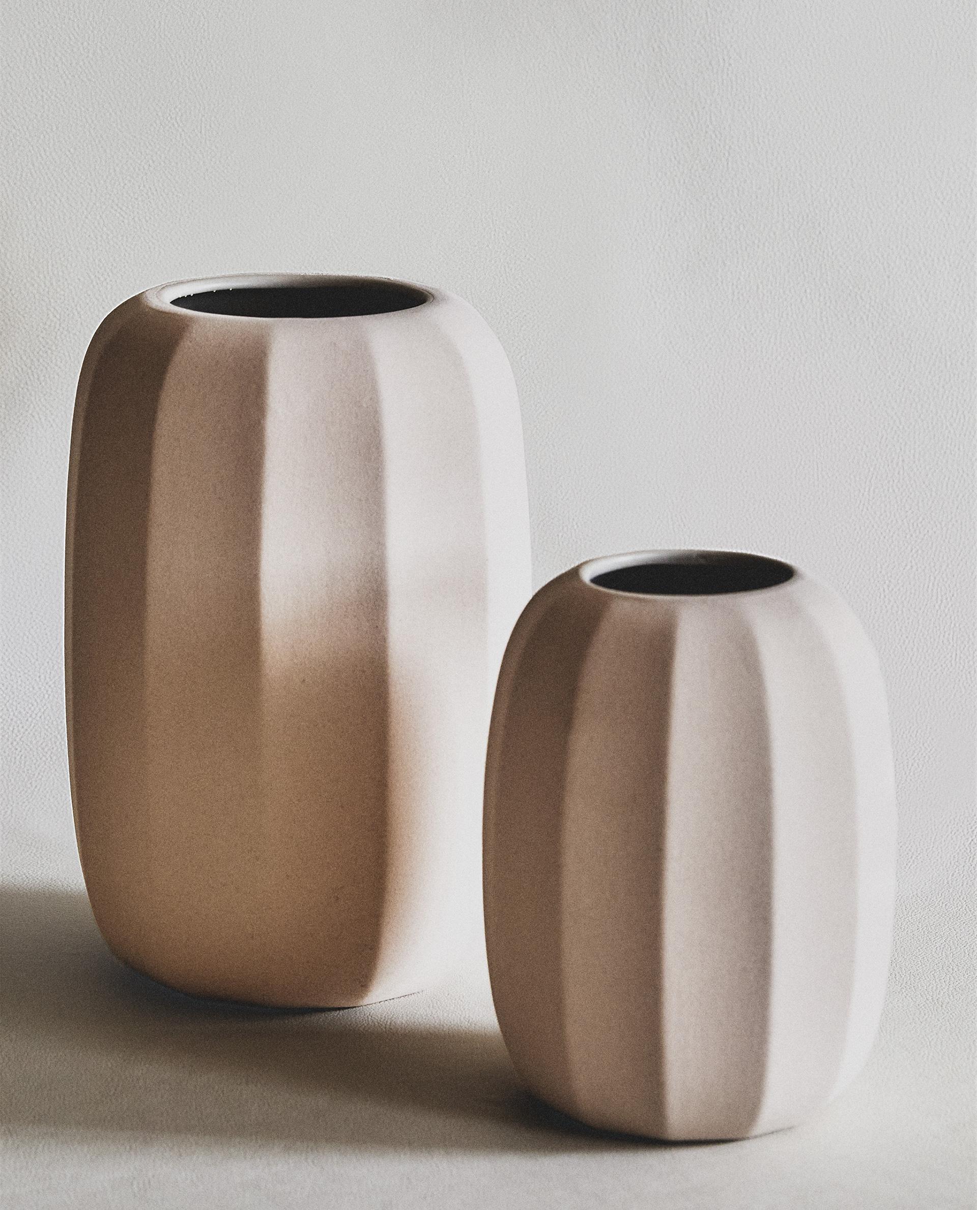 ZARA  テクスチャーセラミックフラワーベース テクスチャー セラミック 花瓶 | Zara Home 日本/Japan