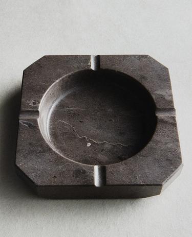 МРАМОРЕН ПЕПЕЛНИК