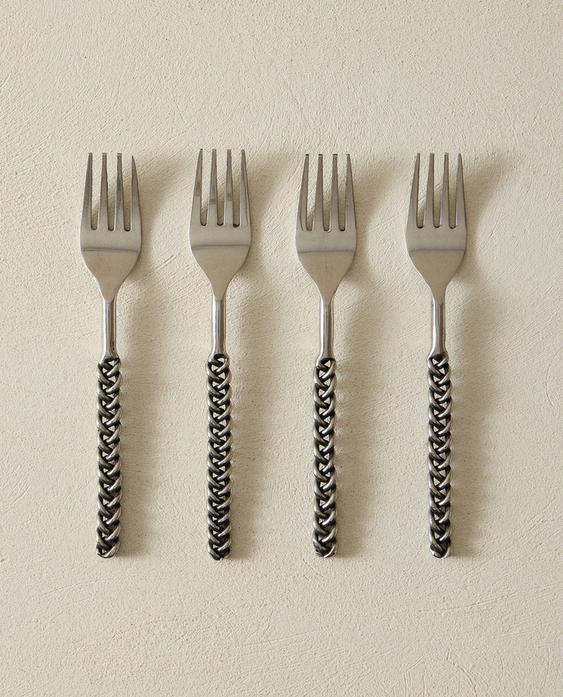 DESSERTVORKEN MET GEVLOCHTEN METALEN HEFT (4-PACK) DESSERTVORKEN MET GEVLOCHTEN METALEN HEFT (4-PACK)