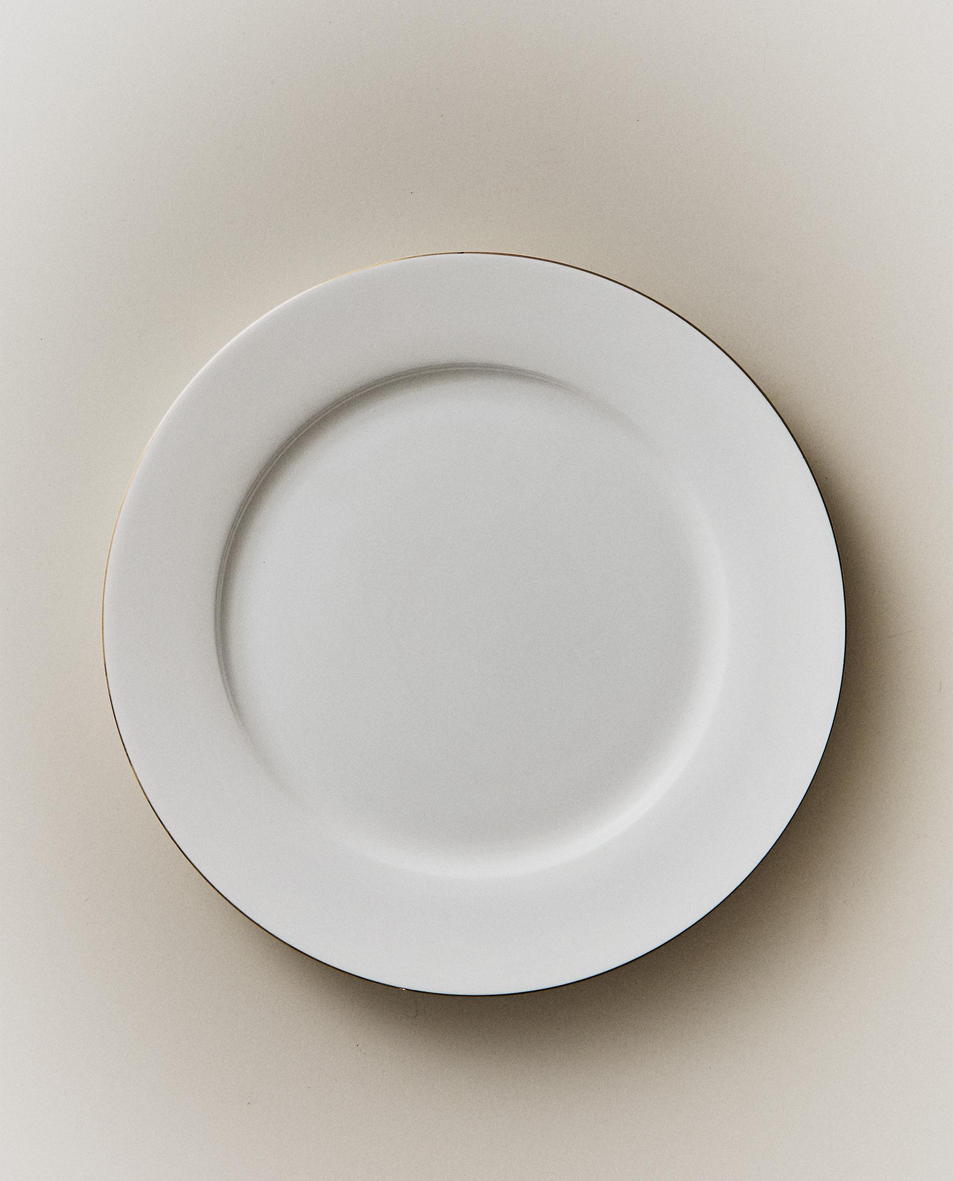 RIMMED BONE CHINA DINNER PLATE RIMMED BONE CHINA DINNER PLATE