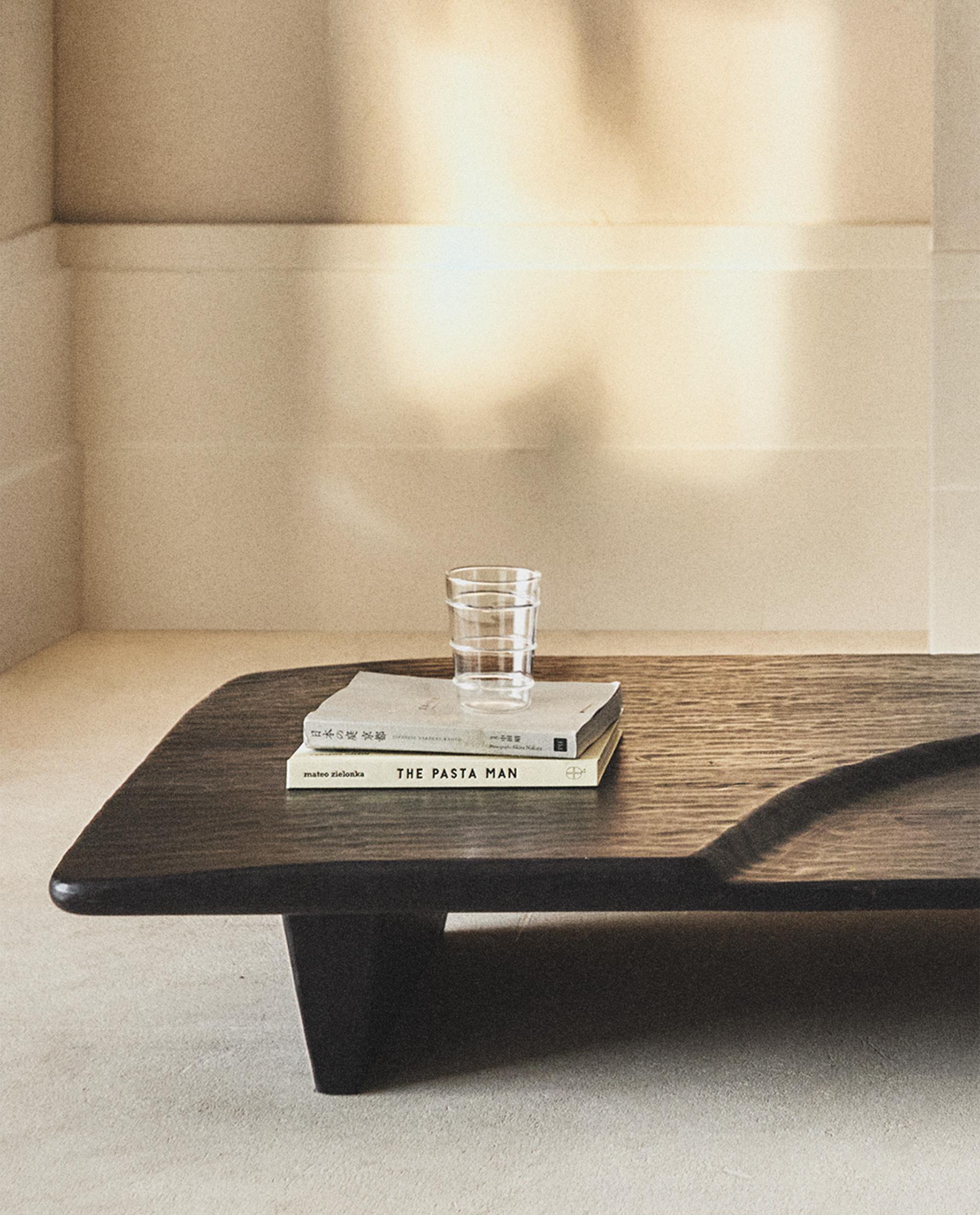 テクスチャード センターテーブル | Zara Home 日本/Japan