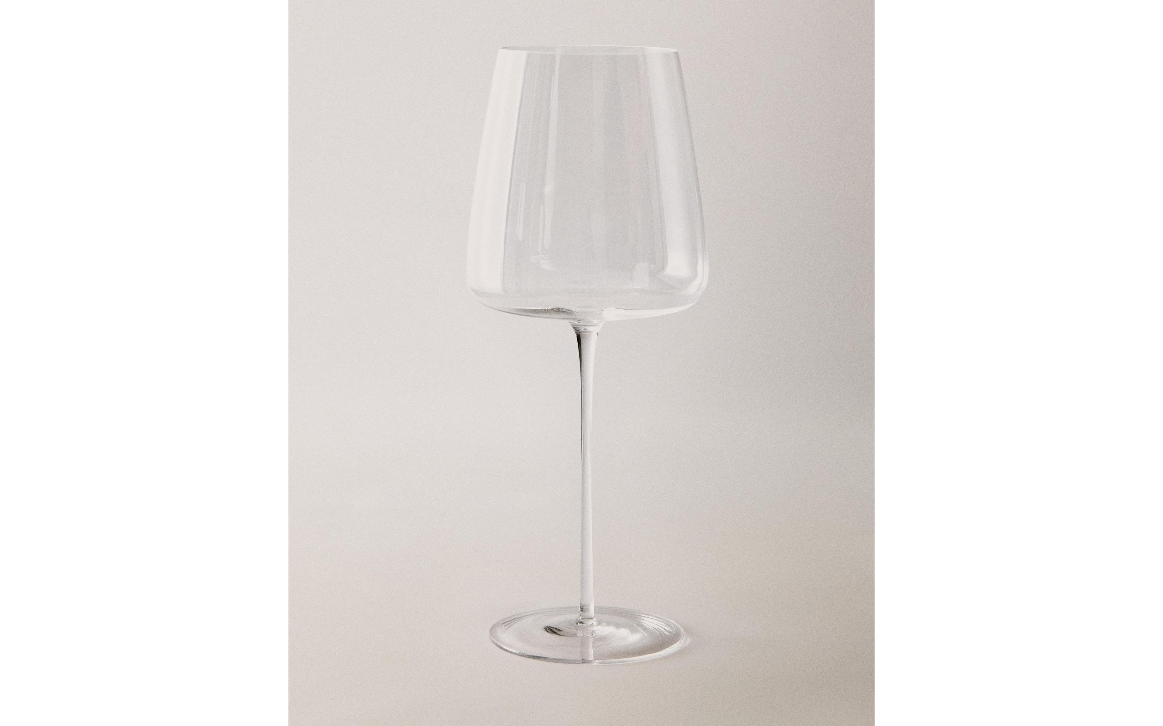ULTRA LIGHTWEIGHT WINE GLASS product thumbnail 9