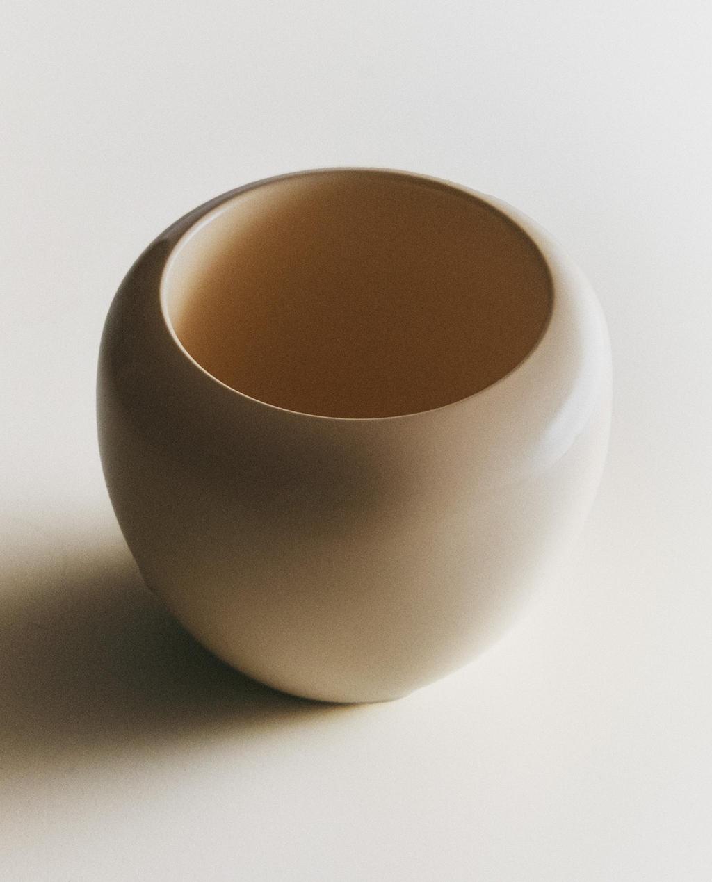 LACQUERED BOWL