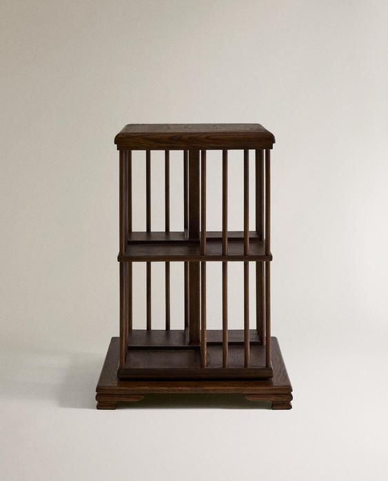 ROTERANDE BOKHYLLA ROTERANDE BOKHYLLA